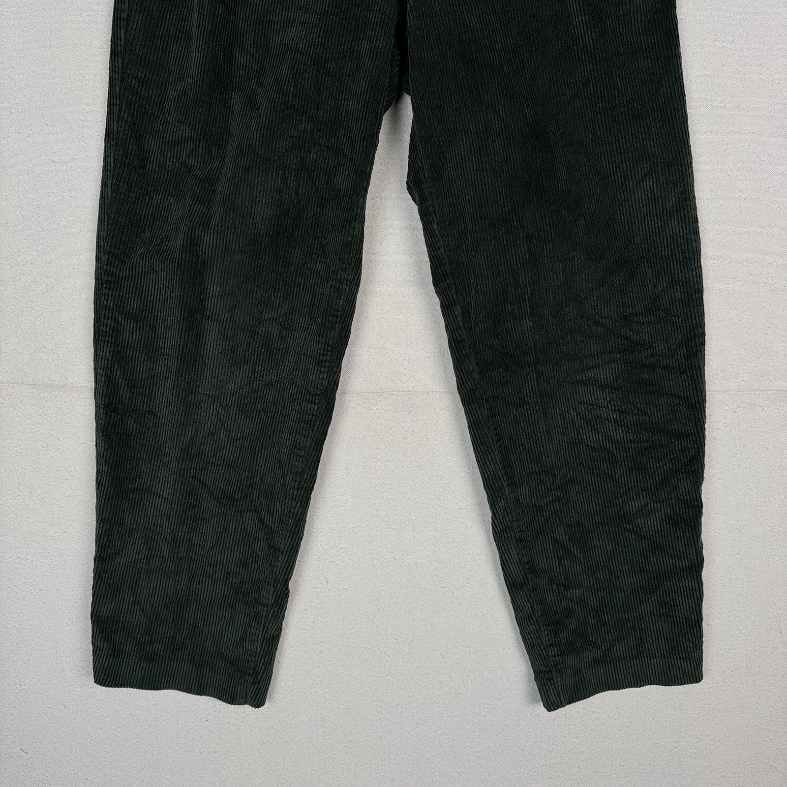 Vtg Ralph Lauren Women’s 12 High Rise Pants Tapered Green Corduroy Stretch Zip