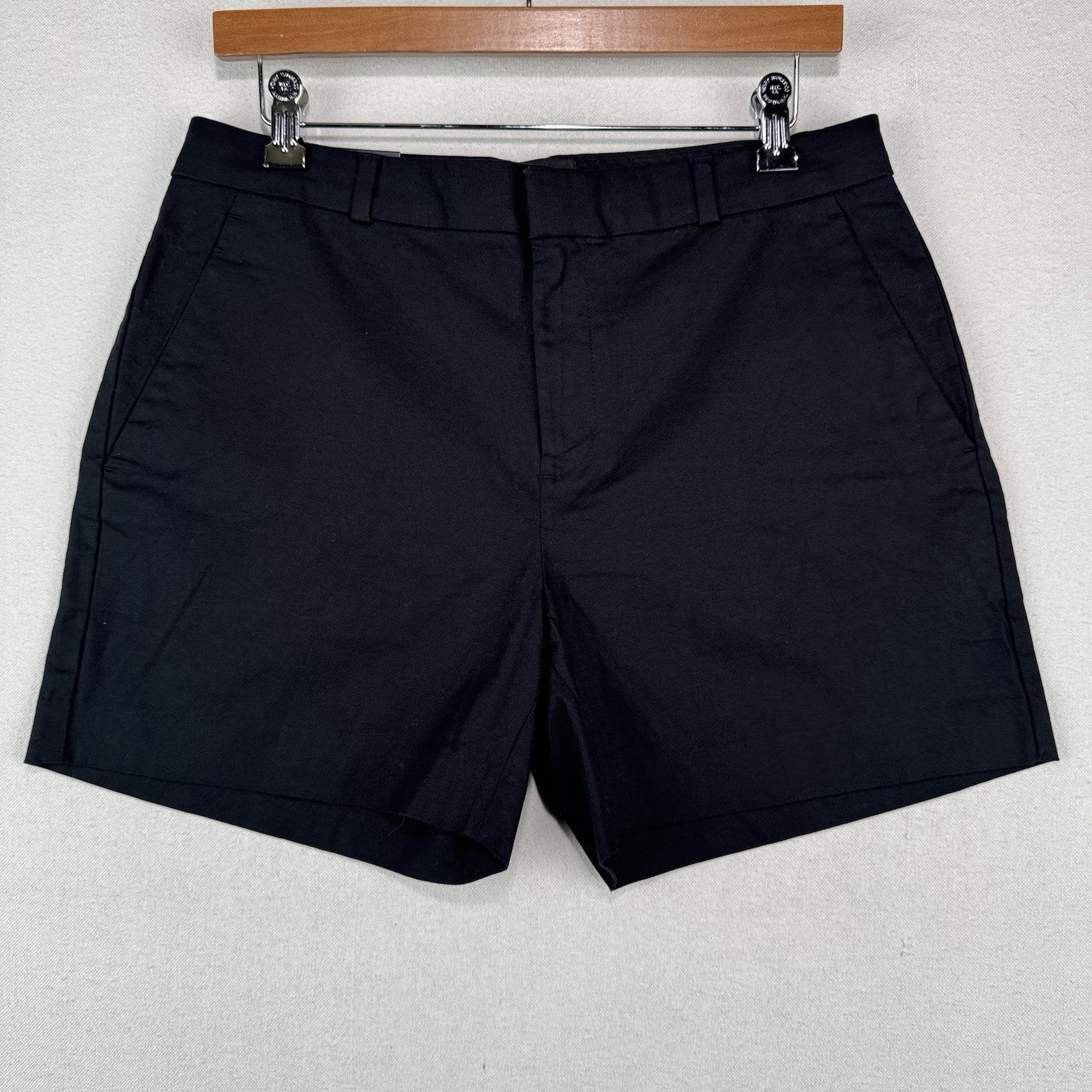 NWT Banana Republic Women’s 8 (32x5”) Dress Shorts Black Cotton Spandex