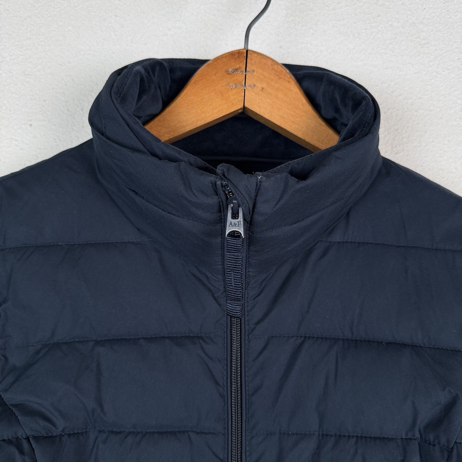 Abercrombie & Fitch Packable Puffer Jacket Women’s Medium Blue Removable Hood