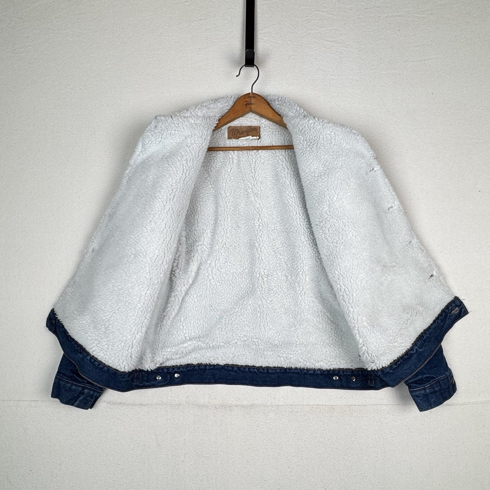 Vintage Wrangler Sherpa Denim Jean Trucker Jacket Men’s Large L Blue Made In USA