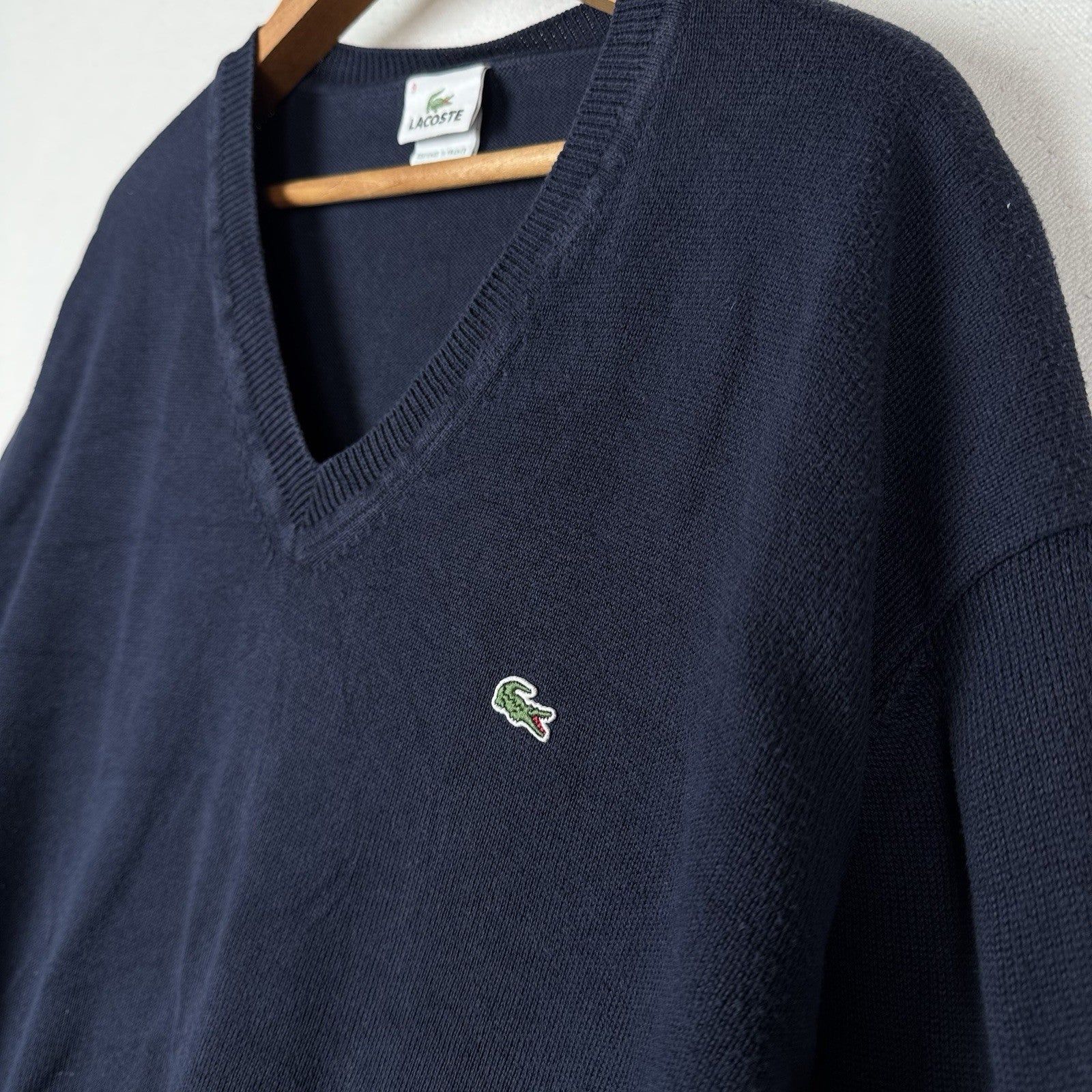 Vintage Lacoste Men’s V-Neck Sweater Navy Blue 3XL Cotton (9)