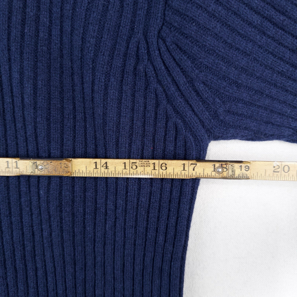 L.L. Bean Commando Merino Lambs Wool Crew Neck Sweater Navy Blue Men’s XL