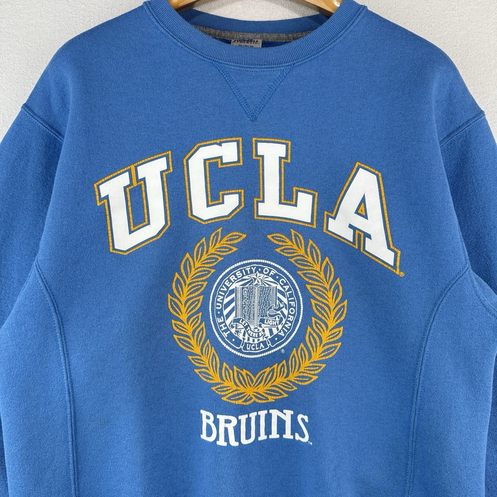 90’s Vtg UCLA Bruins Crewneck Sweatshirt Men’s M Blue Russell Athletic