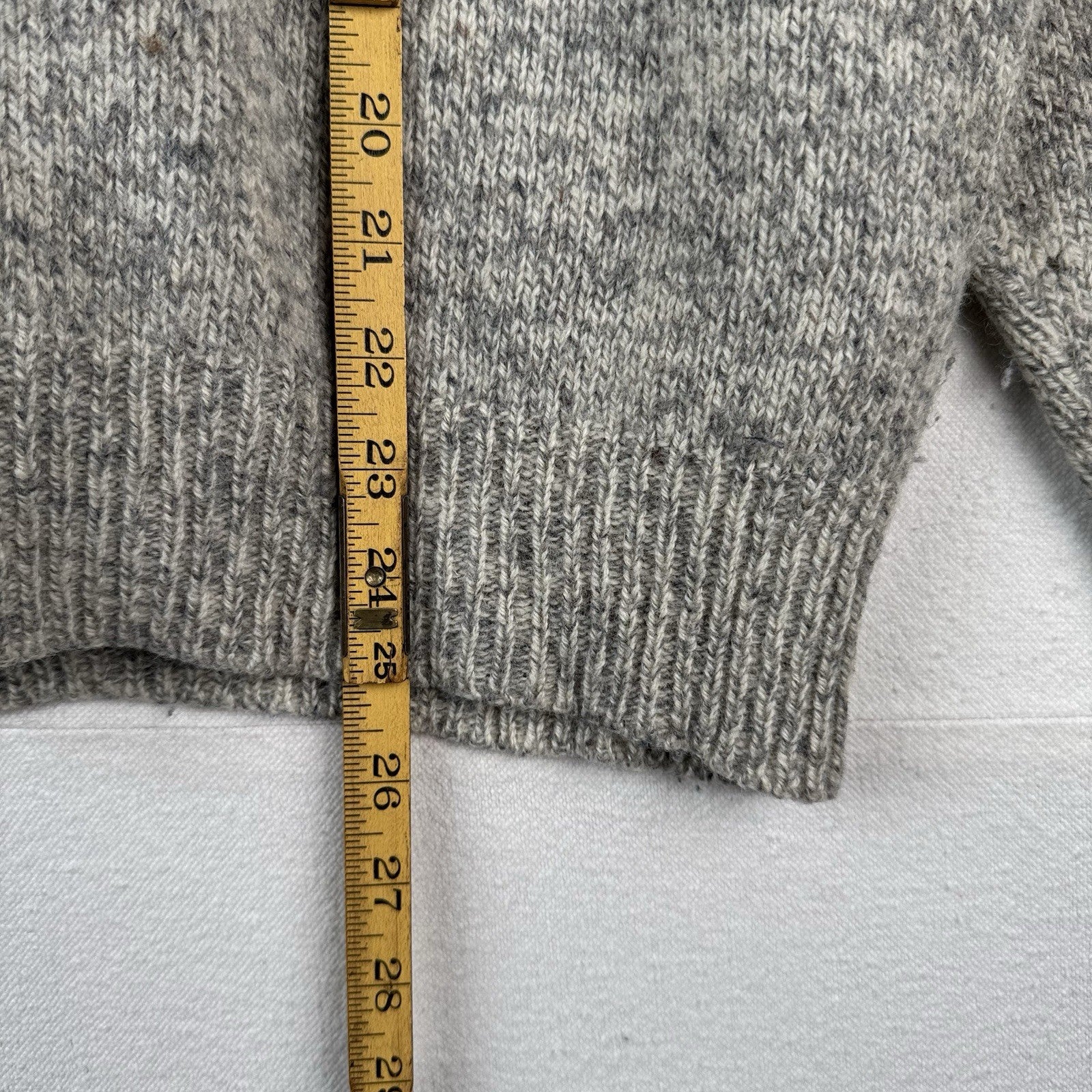 90’s Vintage Eddie Bauer 100% Wool Men's XL Crewneck Sweater Beige/Gray