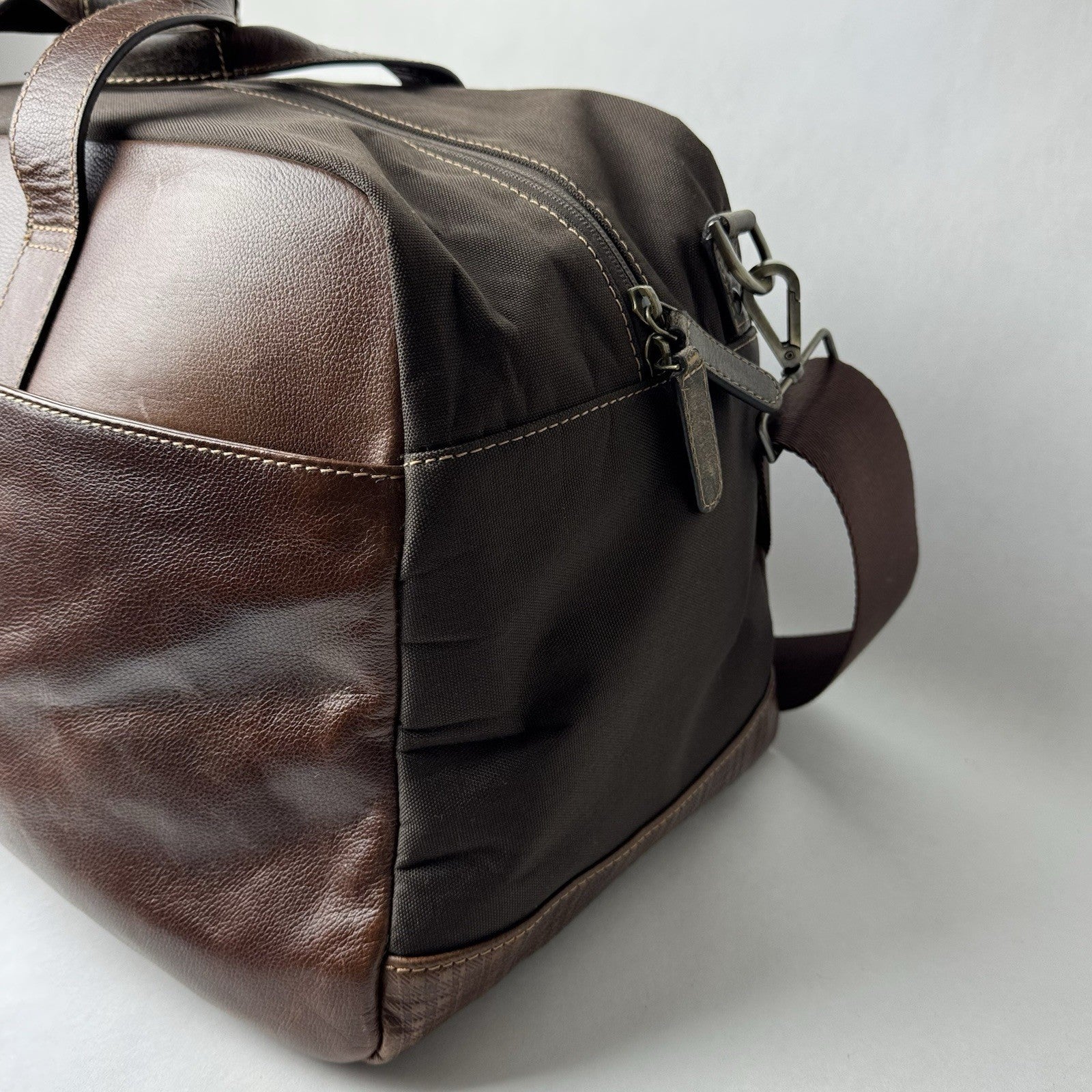 Boconi Garth Commuter Brown Leather Duffle Bag 21”x10”x12”