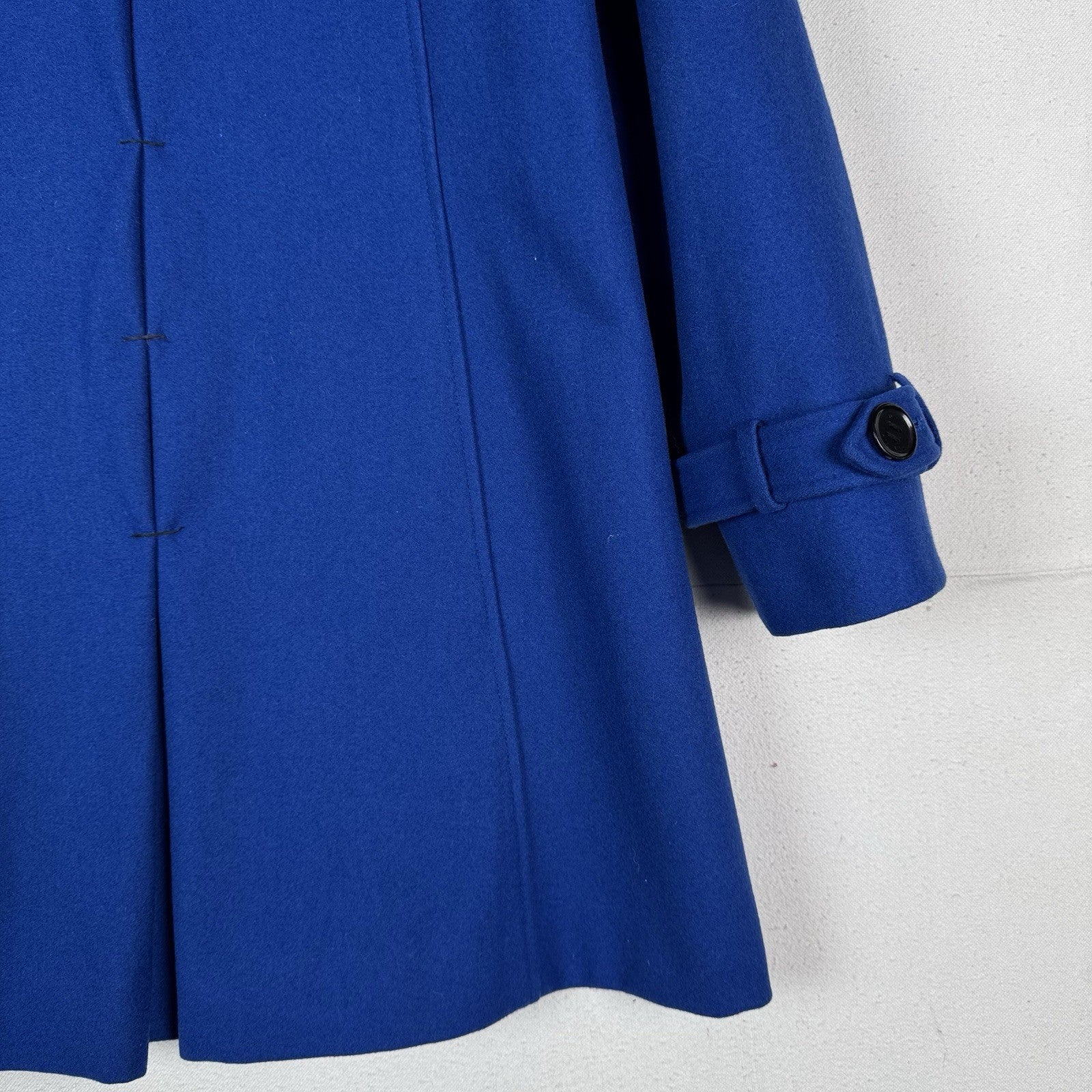 Calvin Klein Women’s Wool Blue Coat Jacket Size 6 Flap Cape Modern Formal