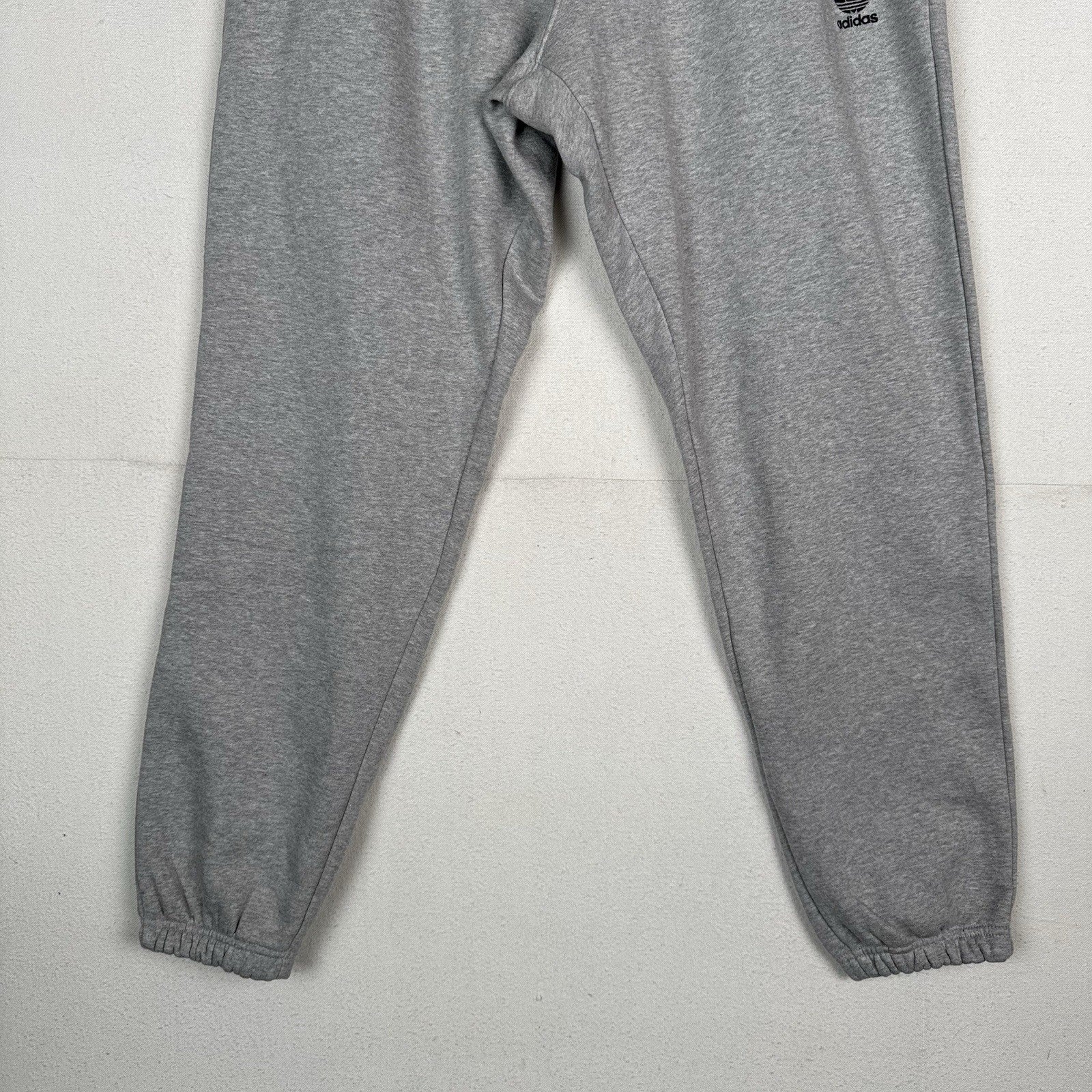 Adidas Gray Originals Essentials Trefoil Jogger Pants Men’s XL  NWOT