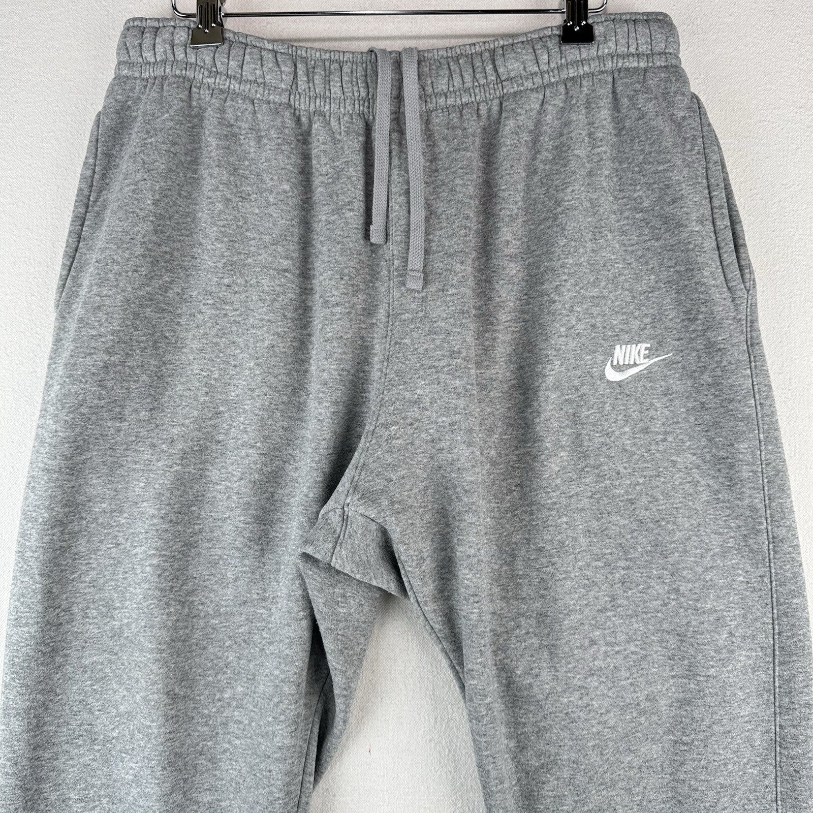 Nike Sportswear Club Fleece Joggers Mens Large Gray Sweatpants