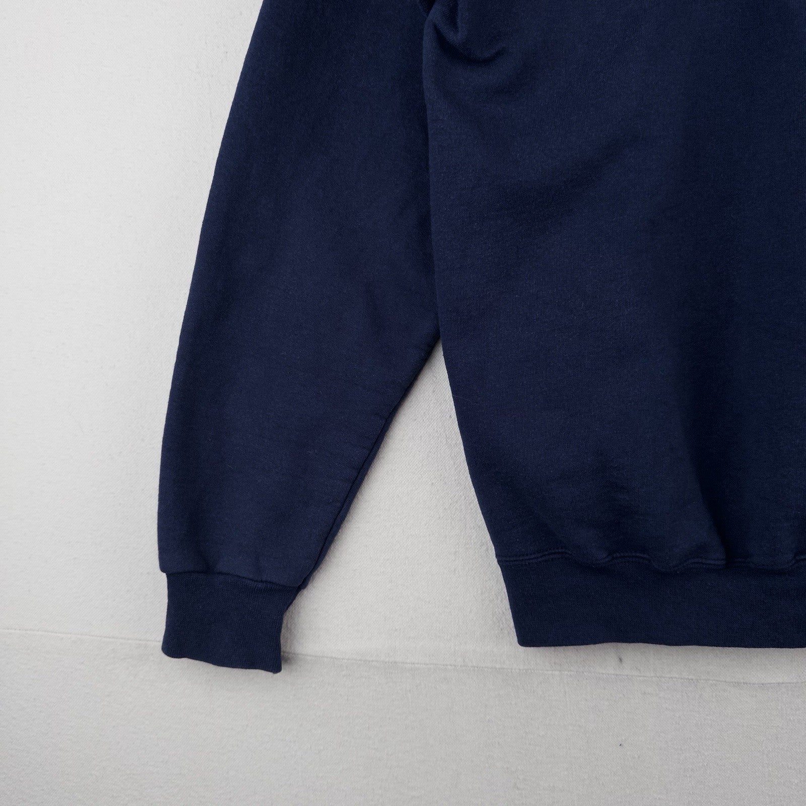 90’s Vtg Phi Sigma Pi Fraternity Sweatshirt Crewneck Men’s Small Navy Blue