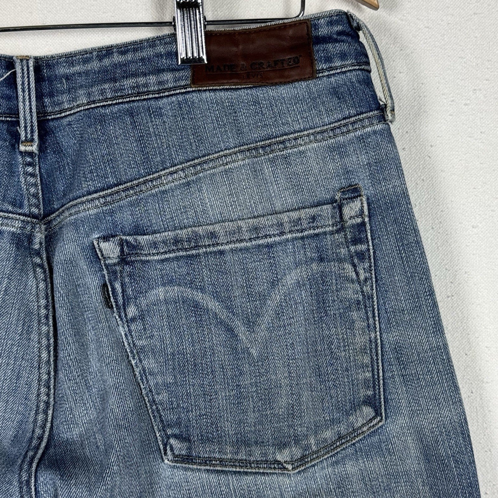 Made & Crafted Levi's Blue Medium Wash Marker Tapered Jeans Women’s Size 28x32