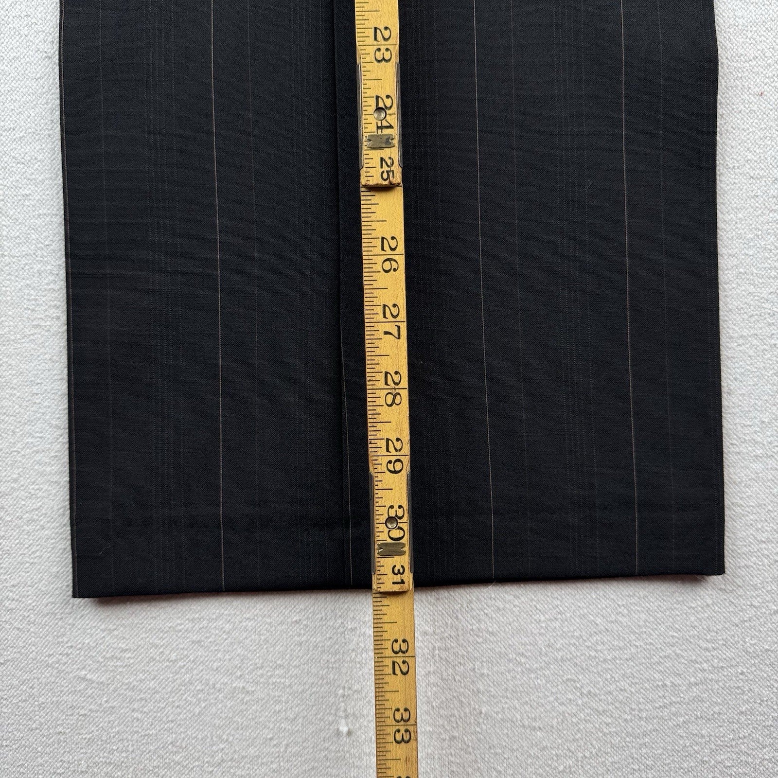 Anne Klein Women's 6 Pant Suit Two Piece Set Black Off-white Pinstripe Leg=10.5”