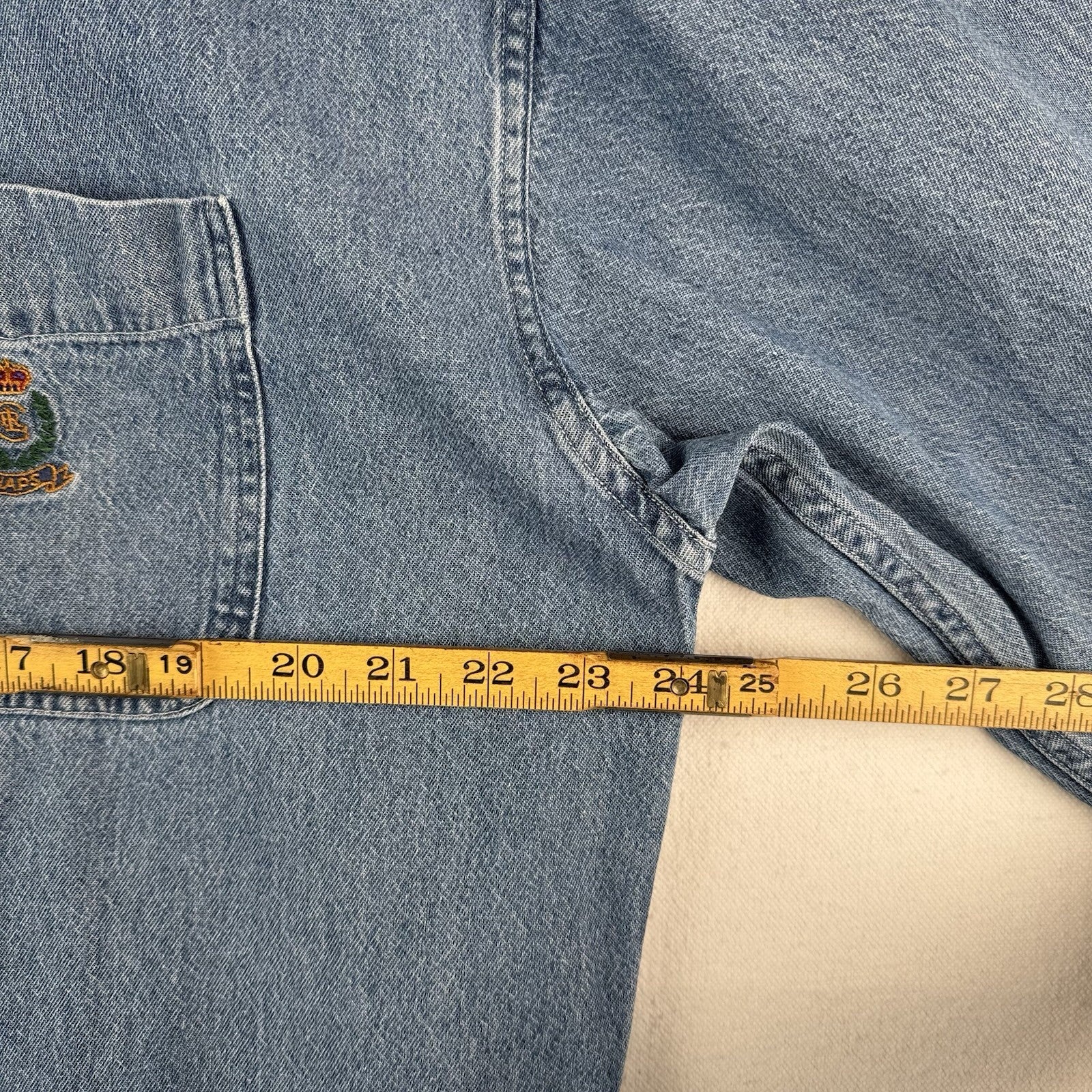 90’s Vintage Chaps Ralph Lauren Men’s L Button Up Denim Cotton Chambray Shirt