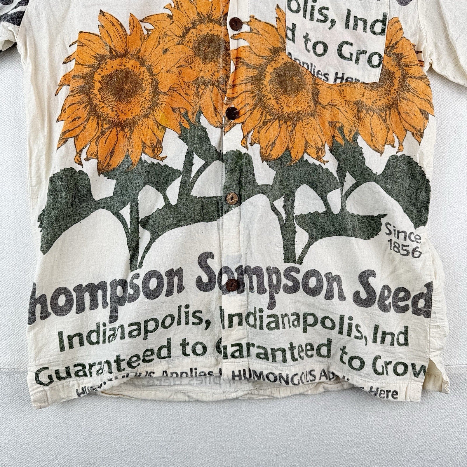 Junk Shop Sunflower Seed Flour Sack Short Sleeve Button Down Shirt Men’s Large