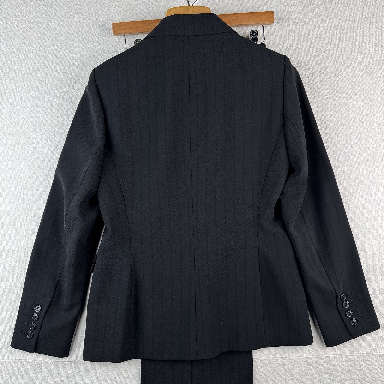 Anne Klein Women's 6 Pant Suit Two Piece Set Black Tonal Pinstripe Leg=9.5"