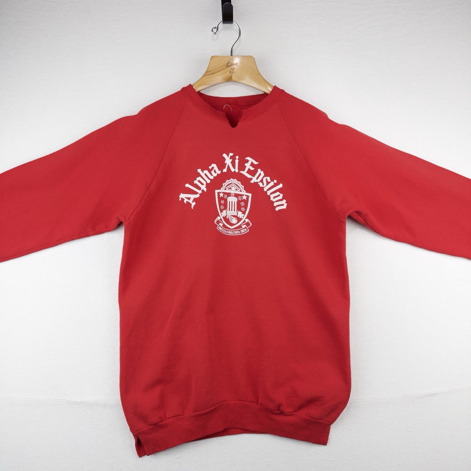 90’s Vtg Alpha Xi Epsilon Sweatshirt Red Crewneck Men’s M *Cut Collar/Side Hems