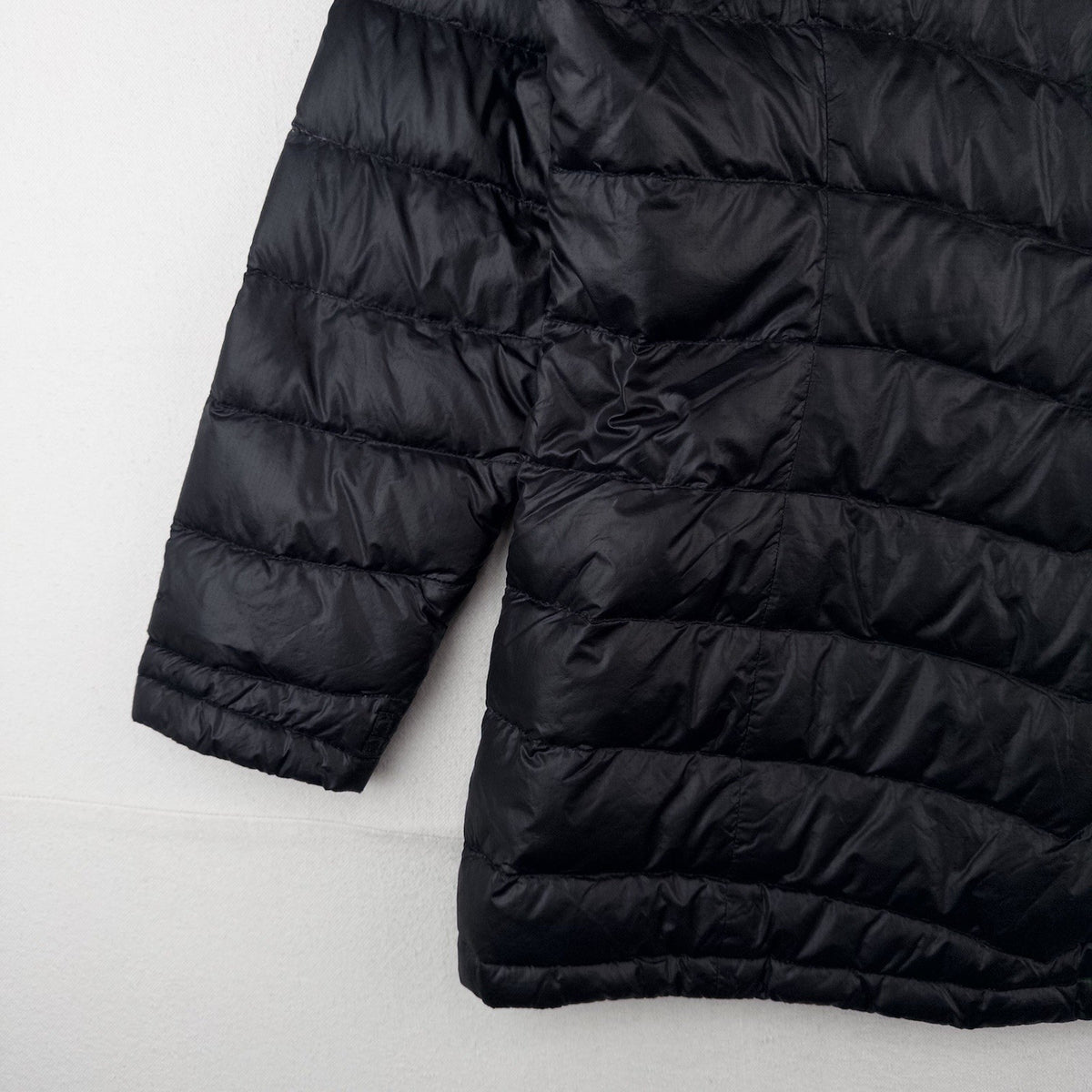 The North Face TNF Women’s L Down Chevron Puffer Zip Up Jacket *No Zipper Tab