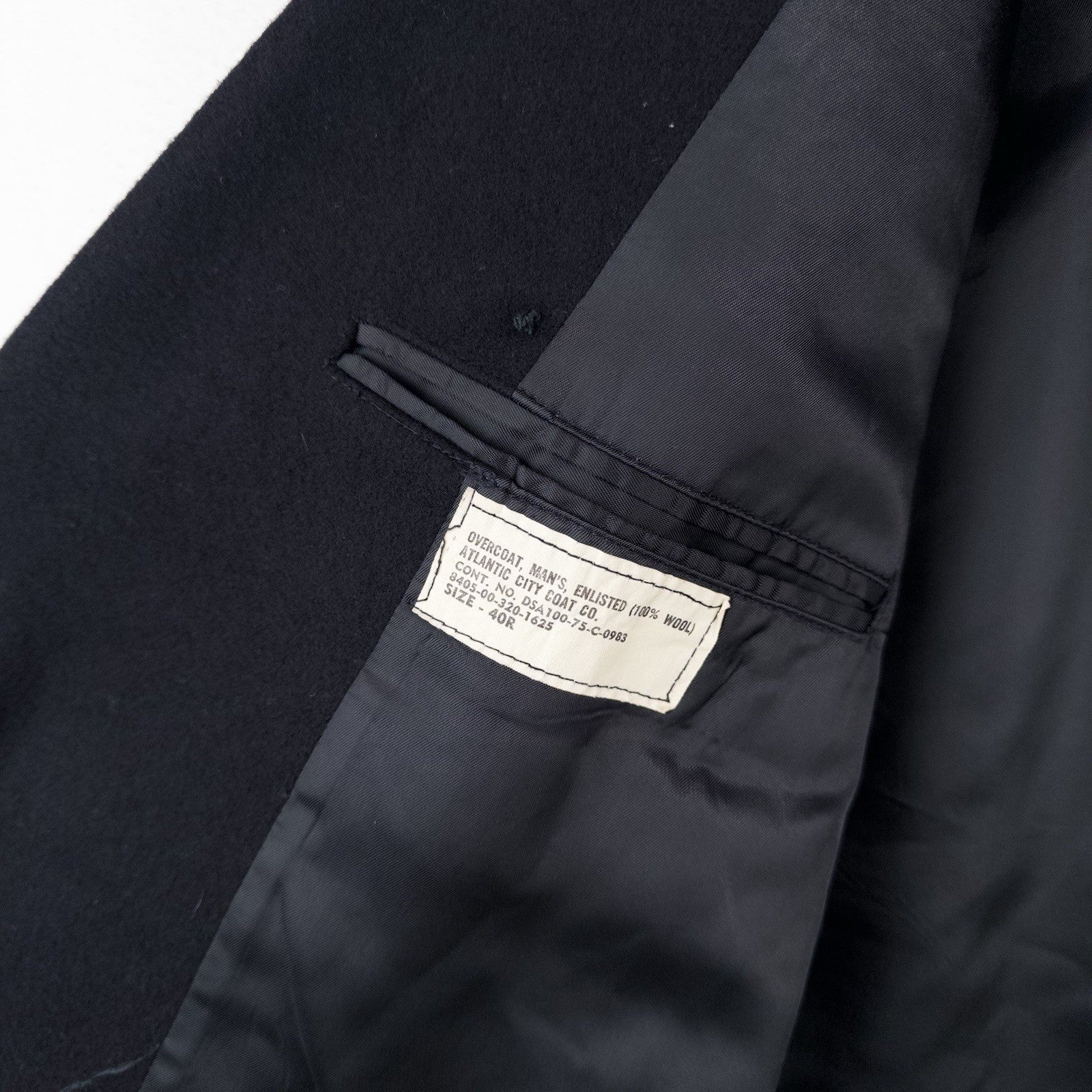 70's Vtg Navy Enlisted Military Peacoat Coat Men’s 40R Blue Wool Metal Buttons