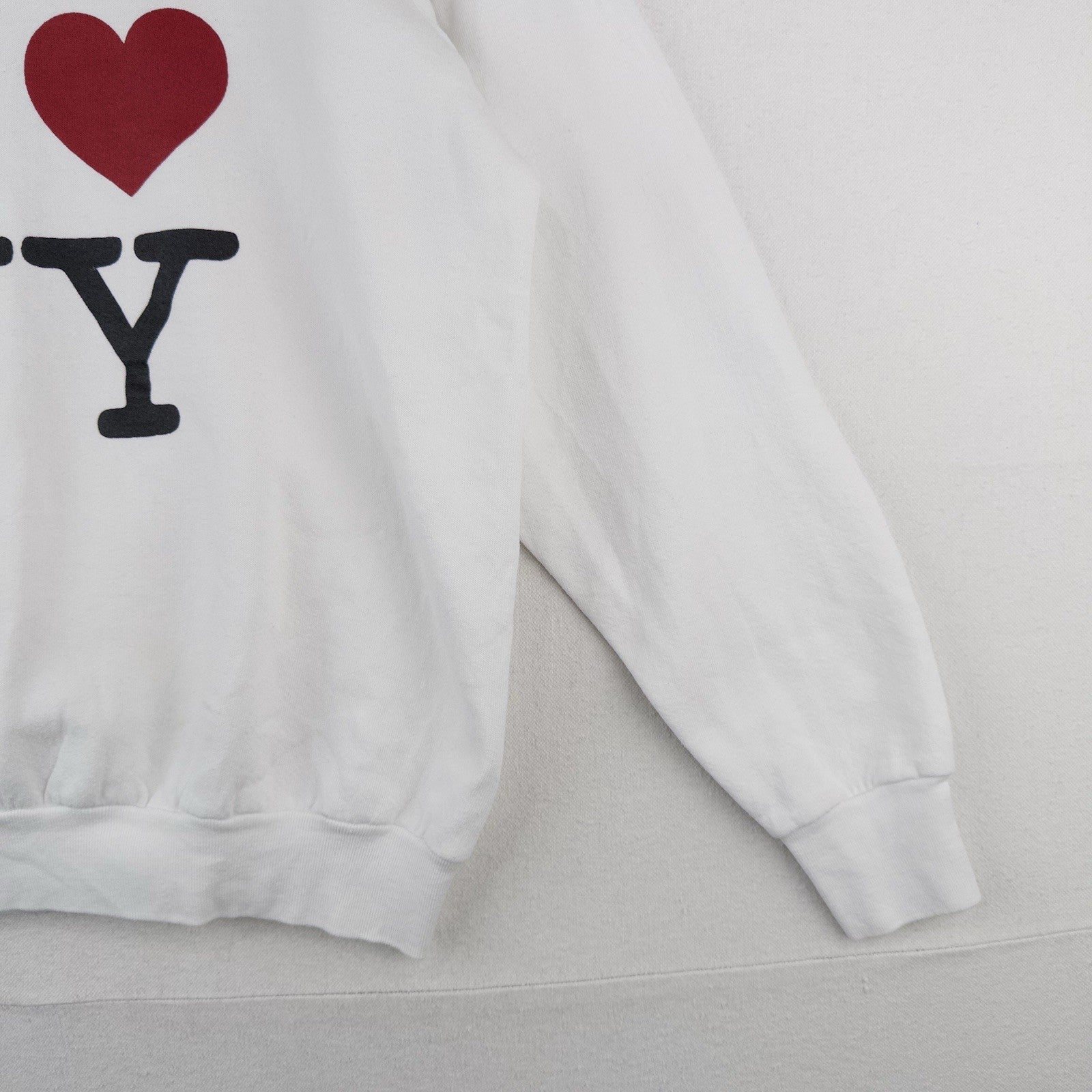 80’s Vtg I Love NY Raglan Crewneck Sweatshirt Men’s Large White *Distressed
