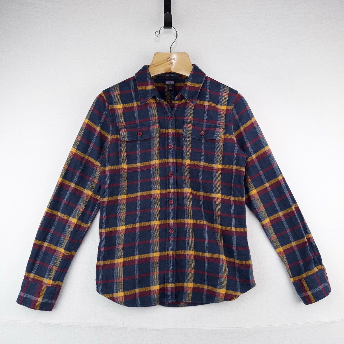 Patagonia Women’s XS Flannel Fjord Utility Shirt Plaid Blue Burgundy Gold