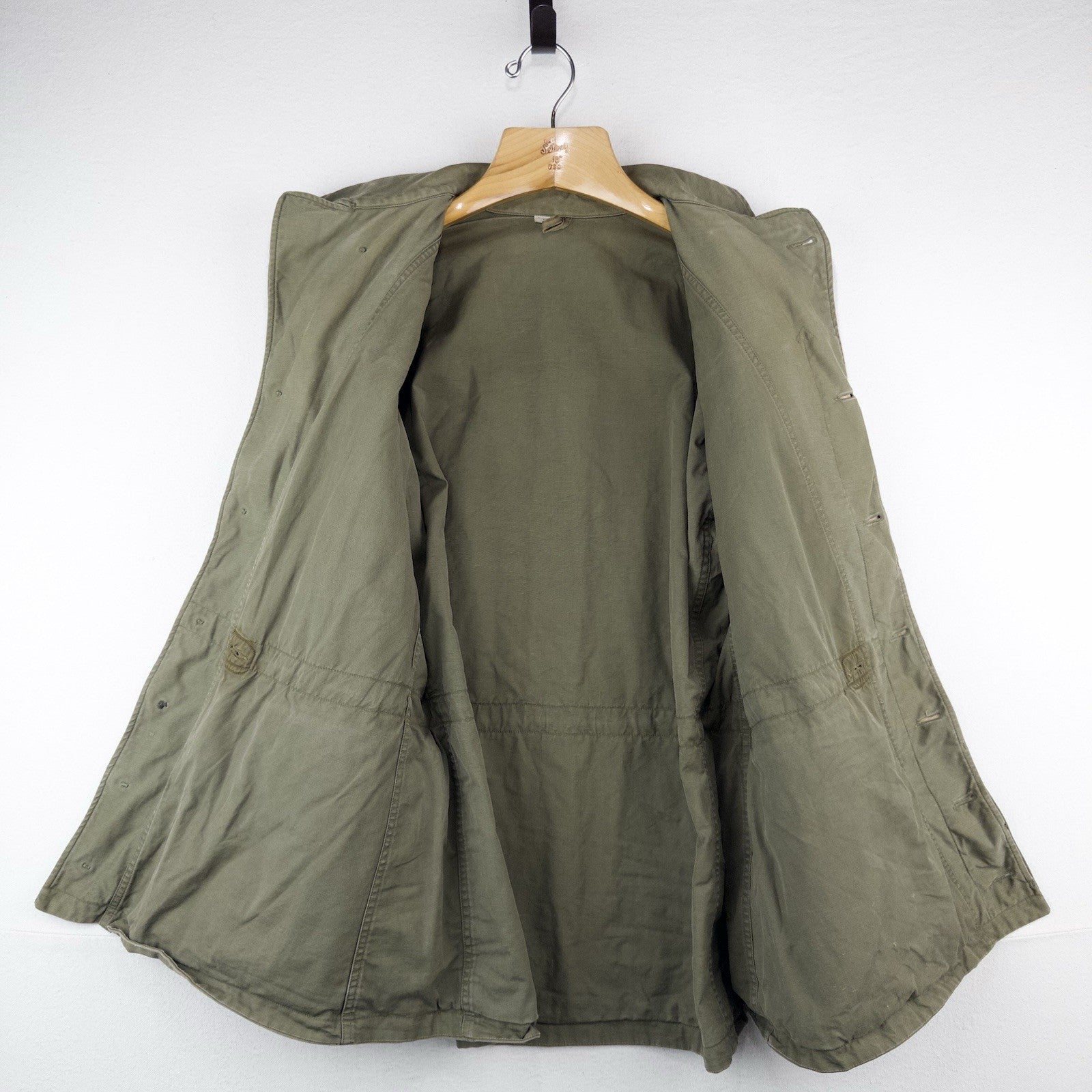 40’s Vtg US Army M43 Field Jacket OD Green Men’s 38R US Military WWII