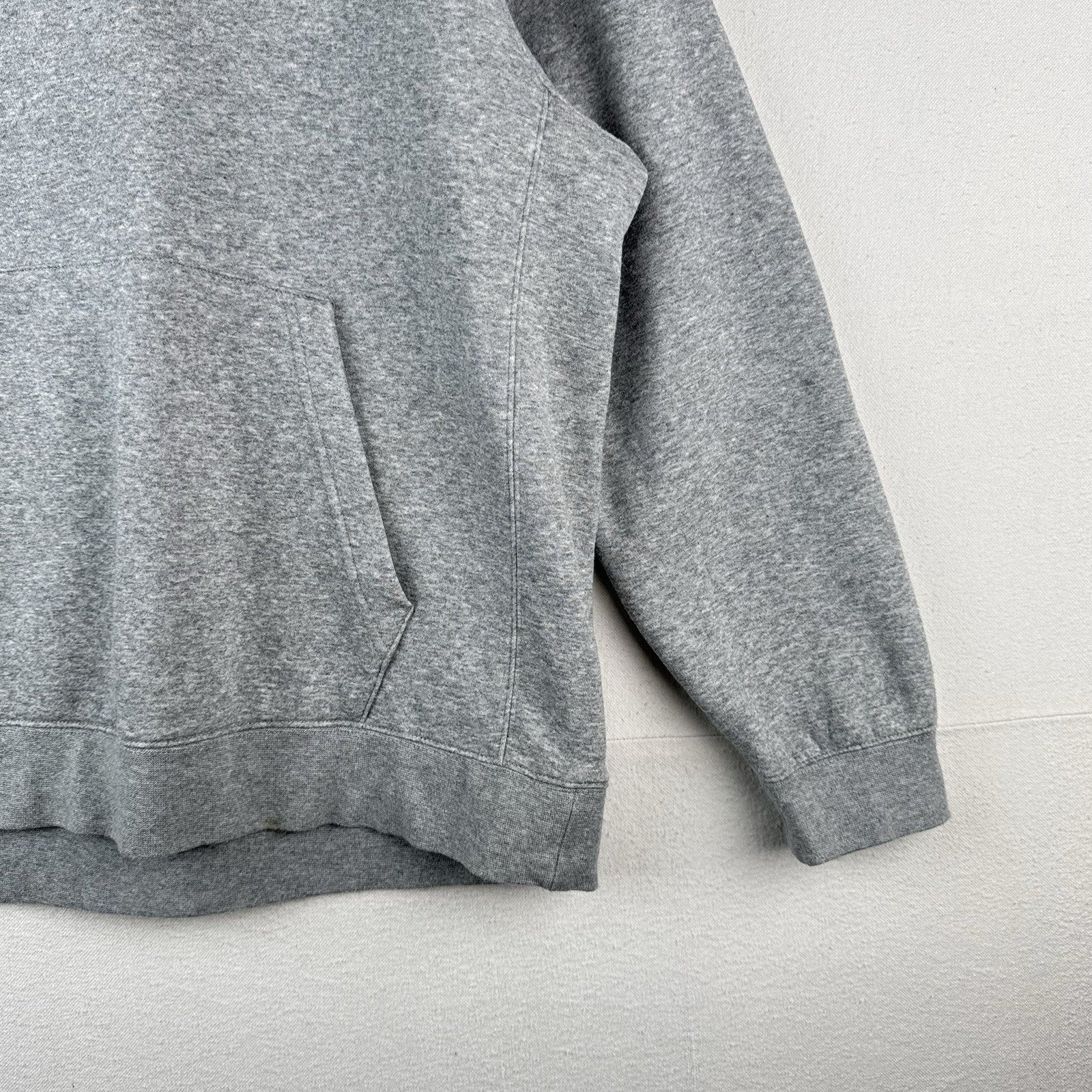 Nike Sportswear Club Fleece Hoodie Mens XL Gray Sweatshirt