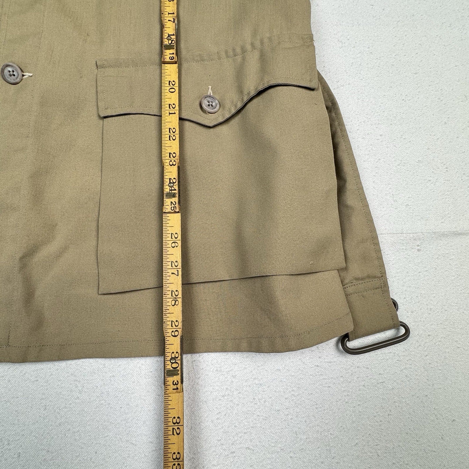 Vintage 60’s 70’s L.L. Bean Belted Khaki Safari Camp Jacket Men’s Size 40 (XL)