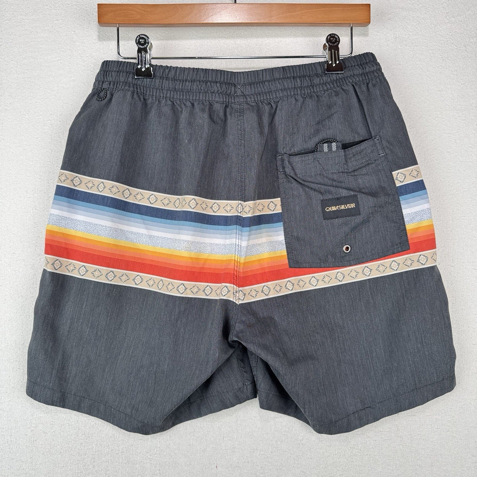Quicksilver Sun Faded Volley Shorts Swim Men’s L 30x6 Gray Tribal Stripe