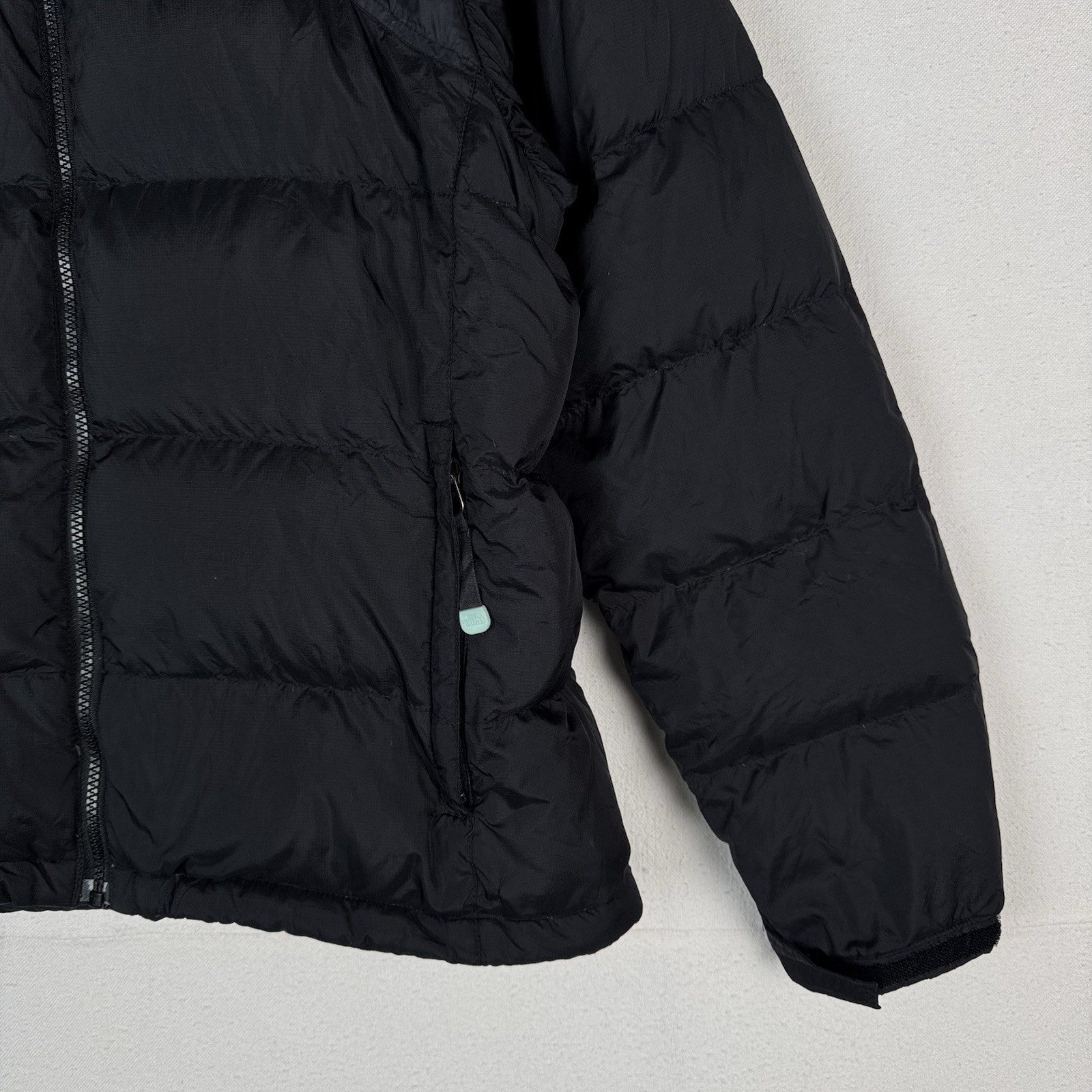 Vintage The North Face 700 Nuptse Women’s M Down Puffer Jacket Black