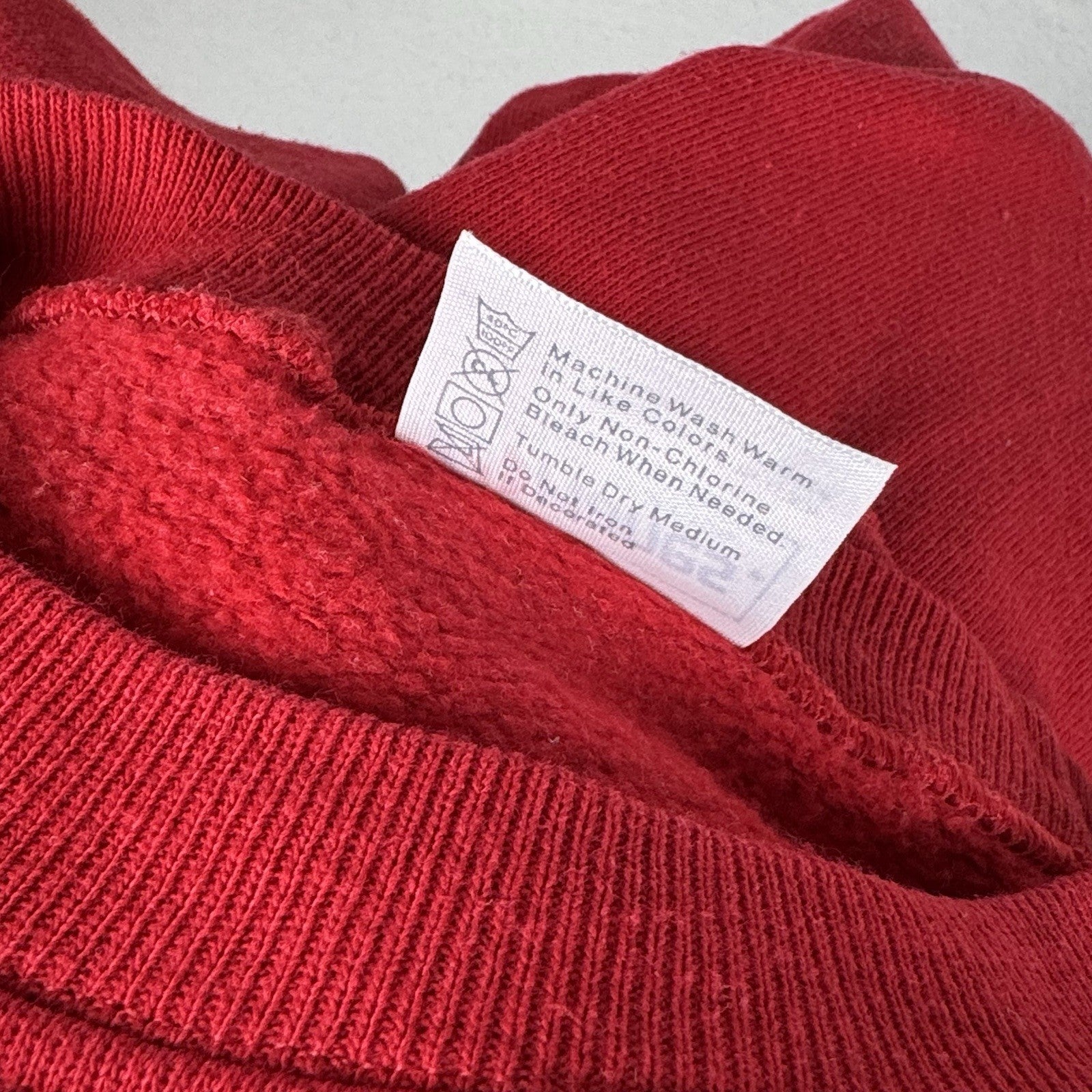 Vintage 80s Hanes Letford Red Raglan Crew Soft Cutoff Sweatshirt Sz M 50/50 USA
