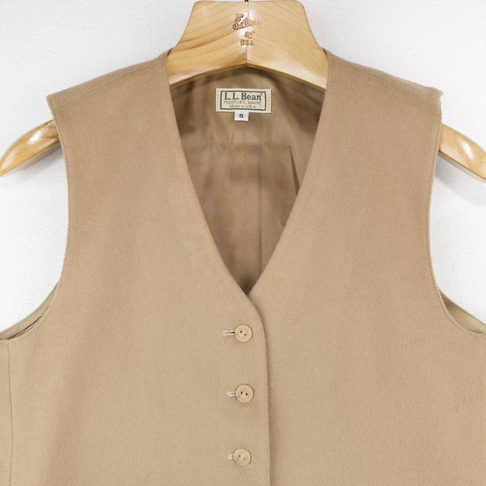 80’s Vtg  LL Bean Wool Cashmere Vest Women’s Small Camel Tan Button Down