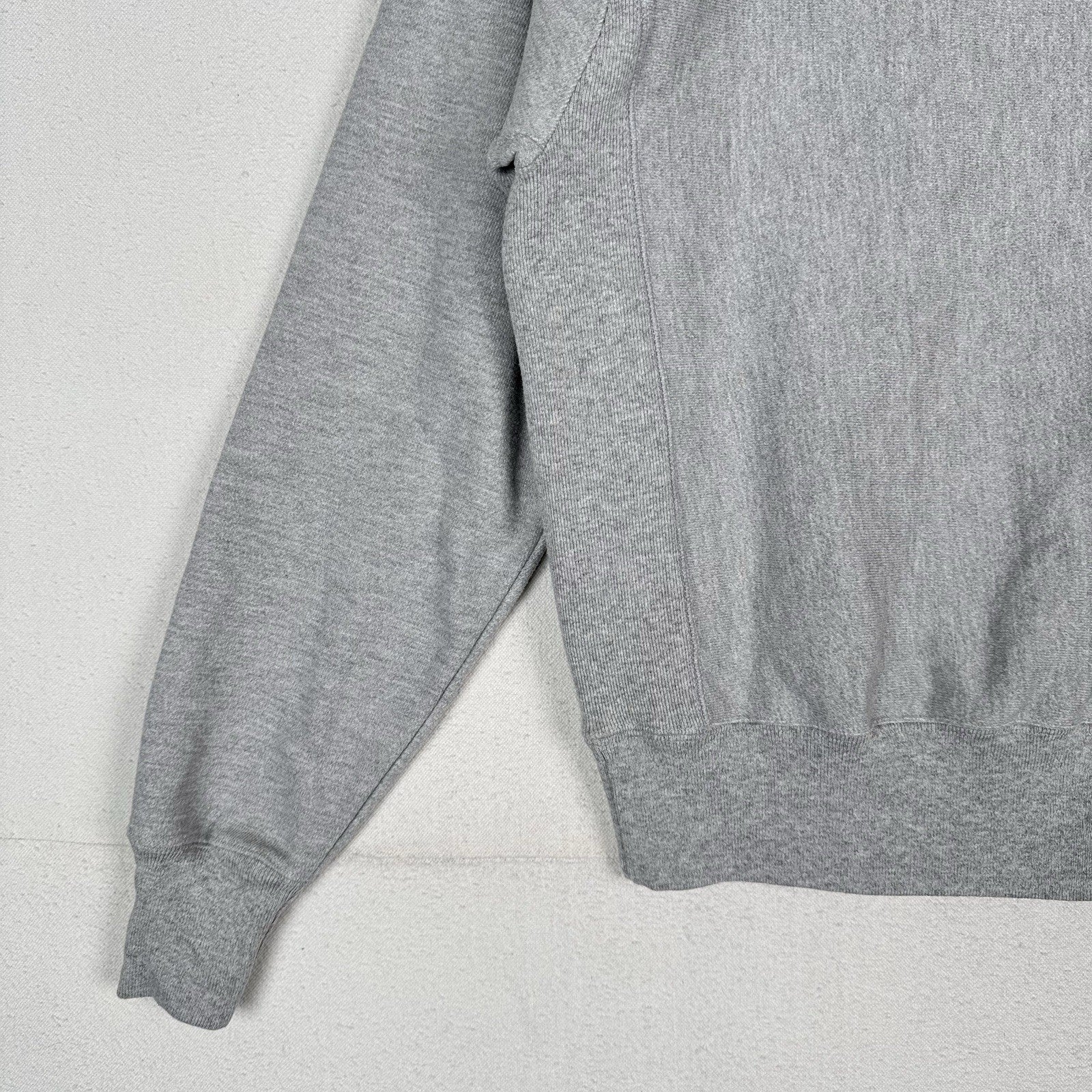 Champion Thayer Academy Reverse Weave Crewneck Sweatshirt Men’s Small Gray