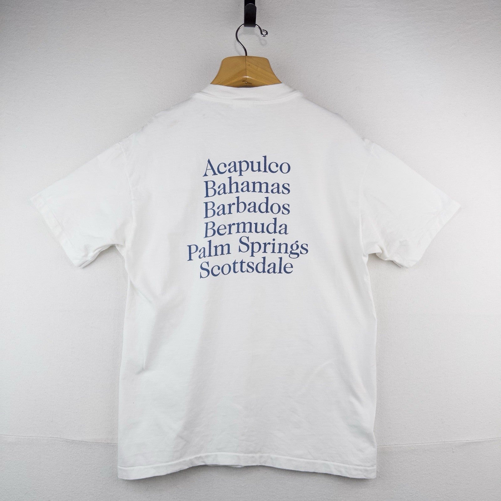 90’s Vtg Princess Hotels Intl’ White T-shirt Script Logo Resort Travel Large USA