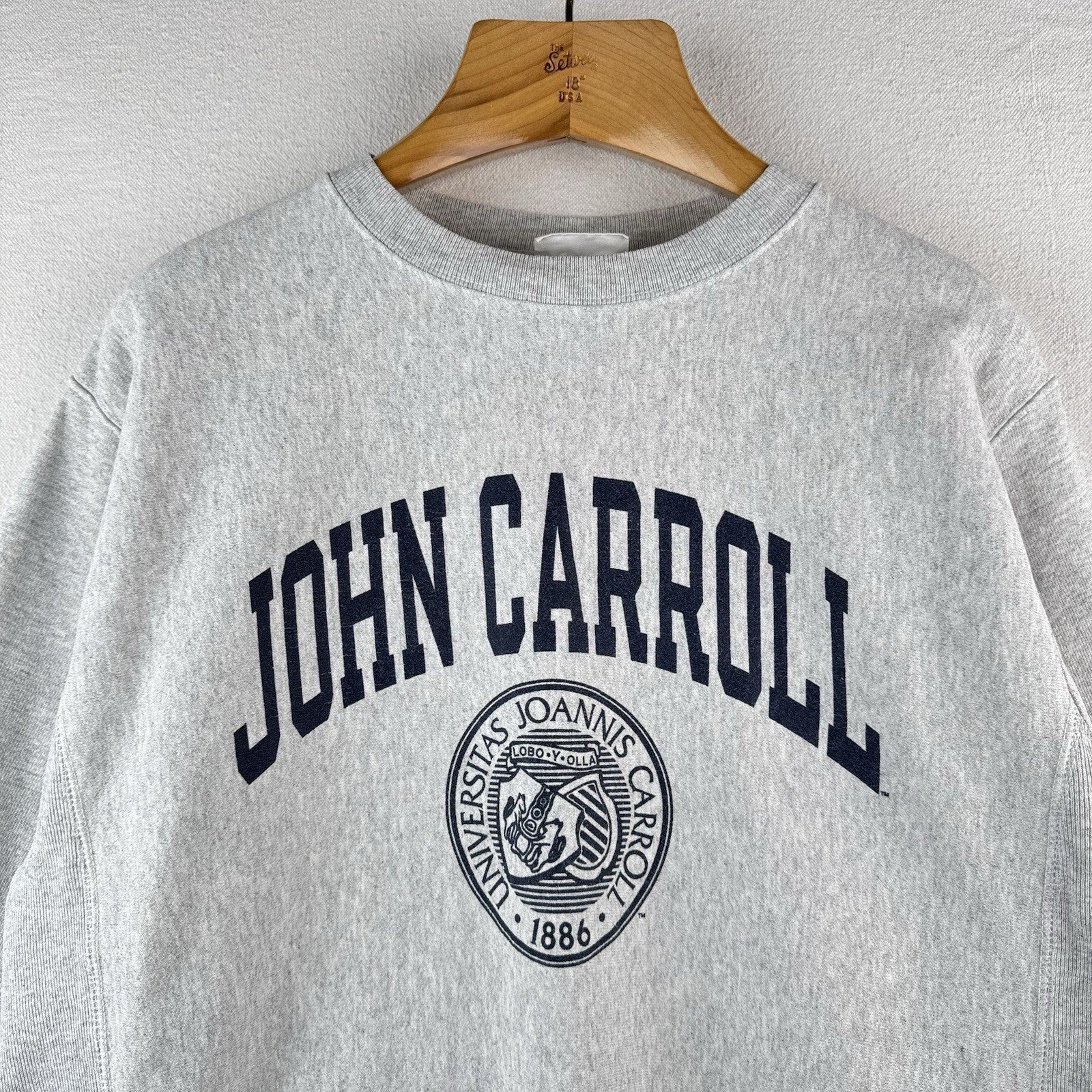 John Carroll Champion Reverse Weave Crewneck Sweatshirt Men’s M Heather Gray