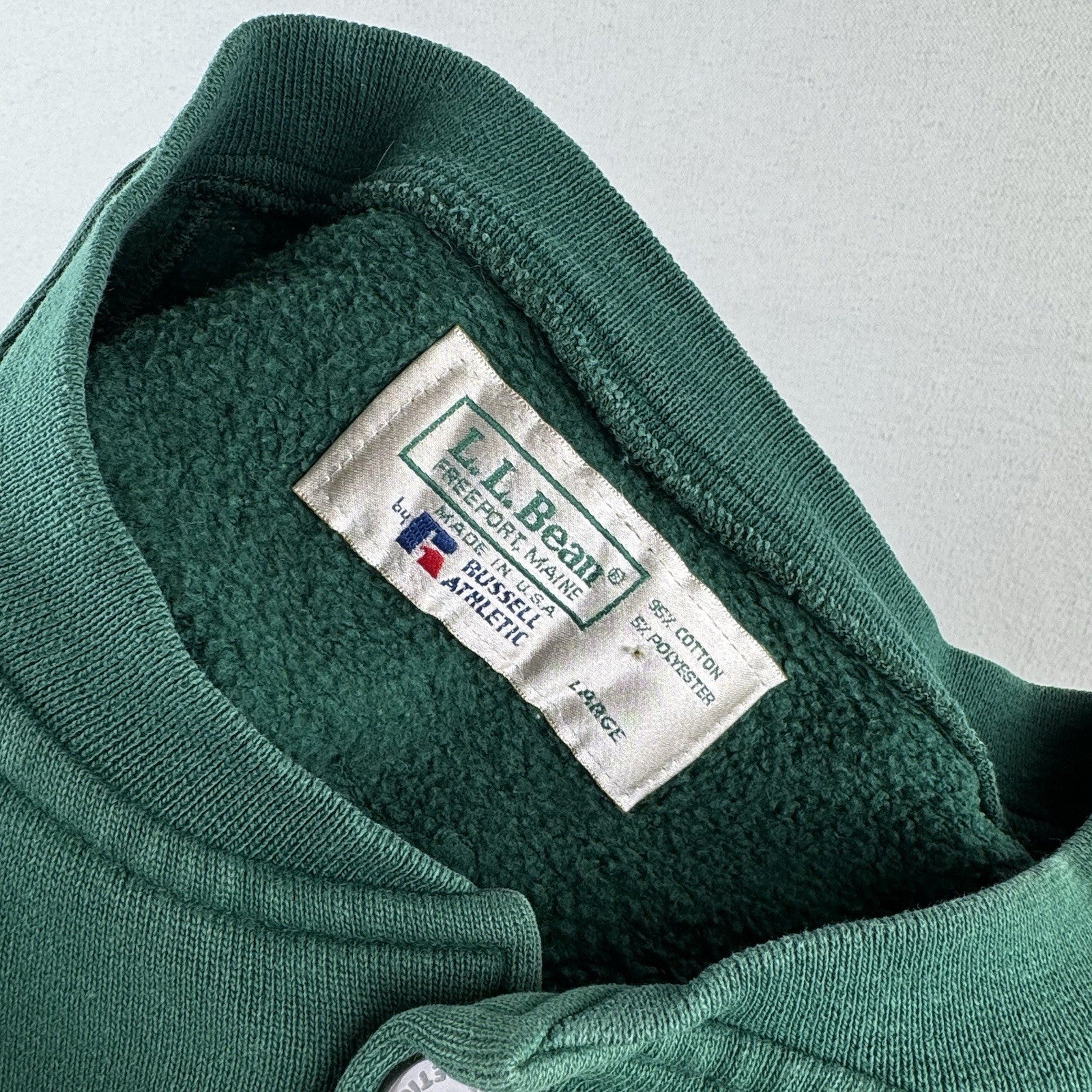 90s Vintage LL Bean X Russell Athletic Men's Large Green Henley Sweatshirt USA