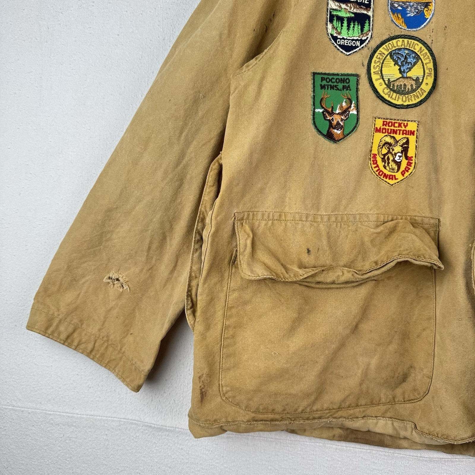 40s 50’s Vtg Hetterick Mfg Co Hunting Jacket Chore Coat Patches 46” USA *Read
