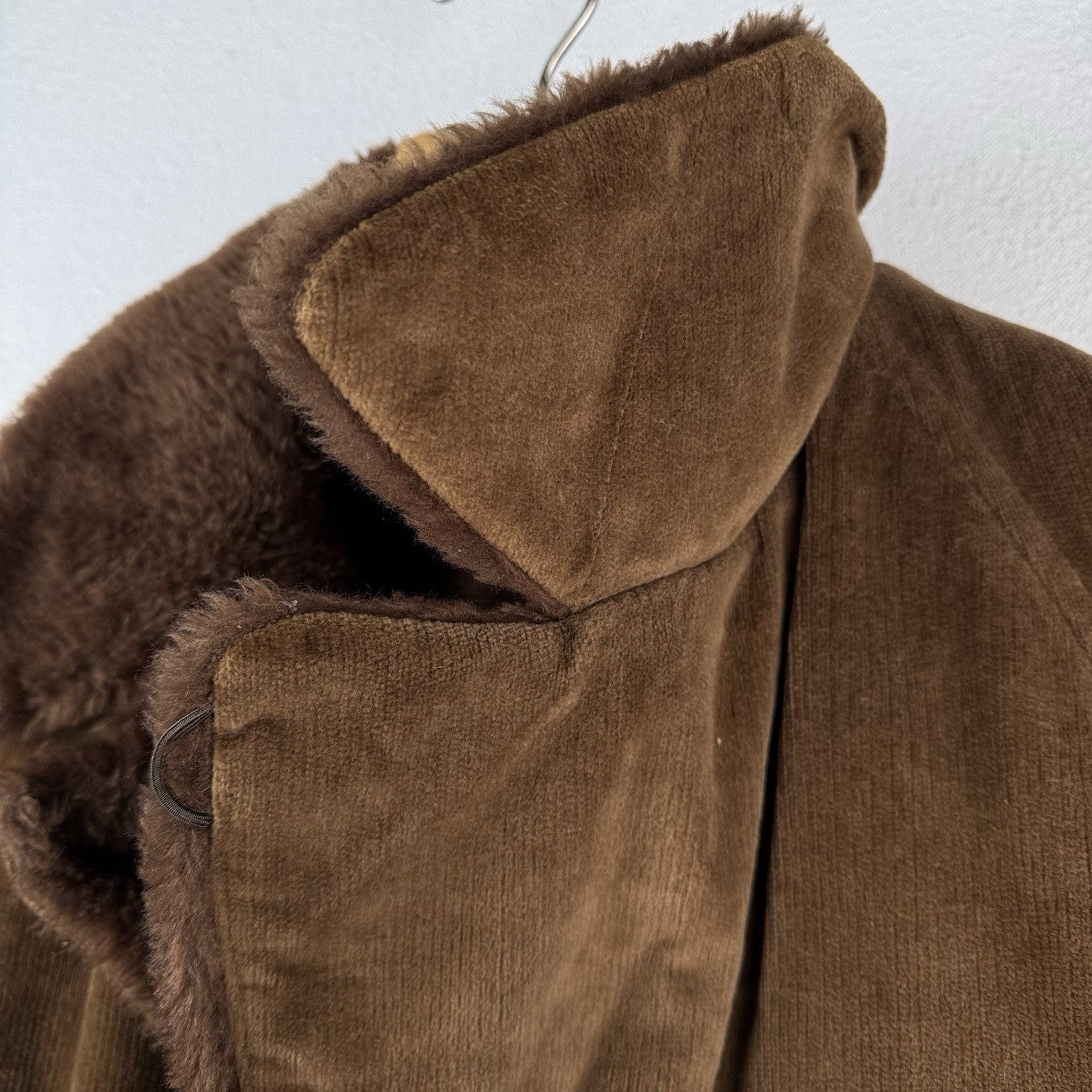 60’s 70’s Vtg Gordon Ferguson Field & Stream Mens 46 Corduroy Belted Overcoat