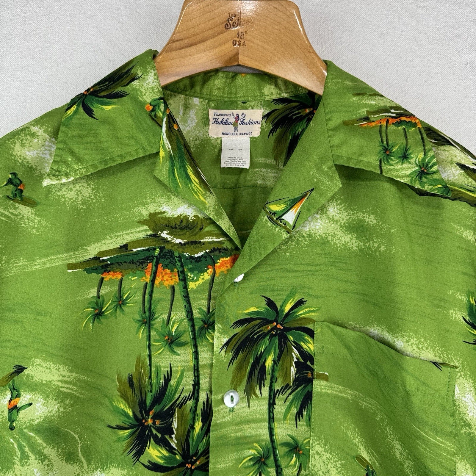 60s-70s Vintage Hukilau Fashion Hawaiian Shirt Green Men’s Large Surf Resort USA
