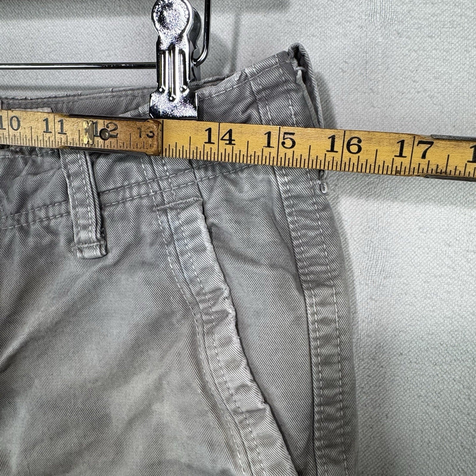Abercrombie & Fitch Mens 15x9 Chino Shorts Gray Button Fly *Distressed