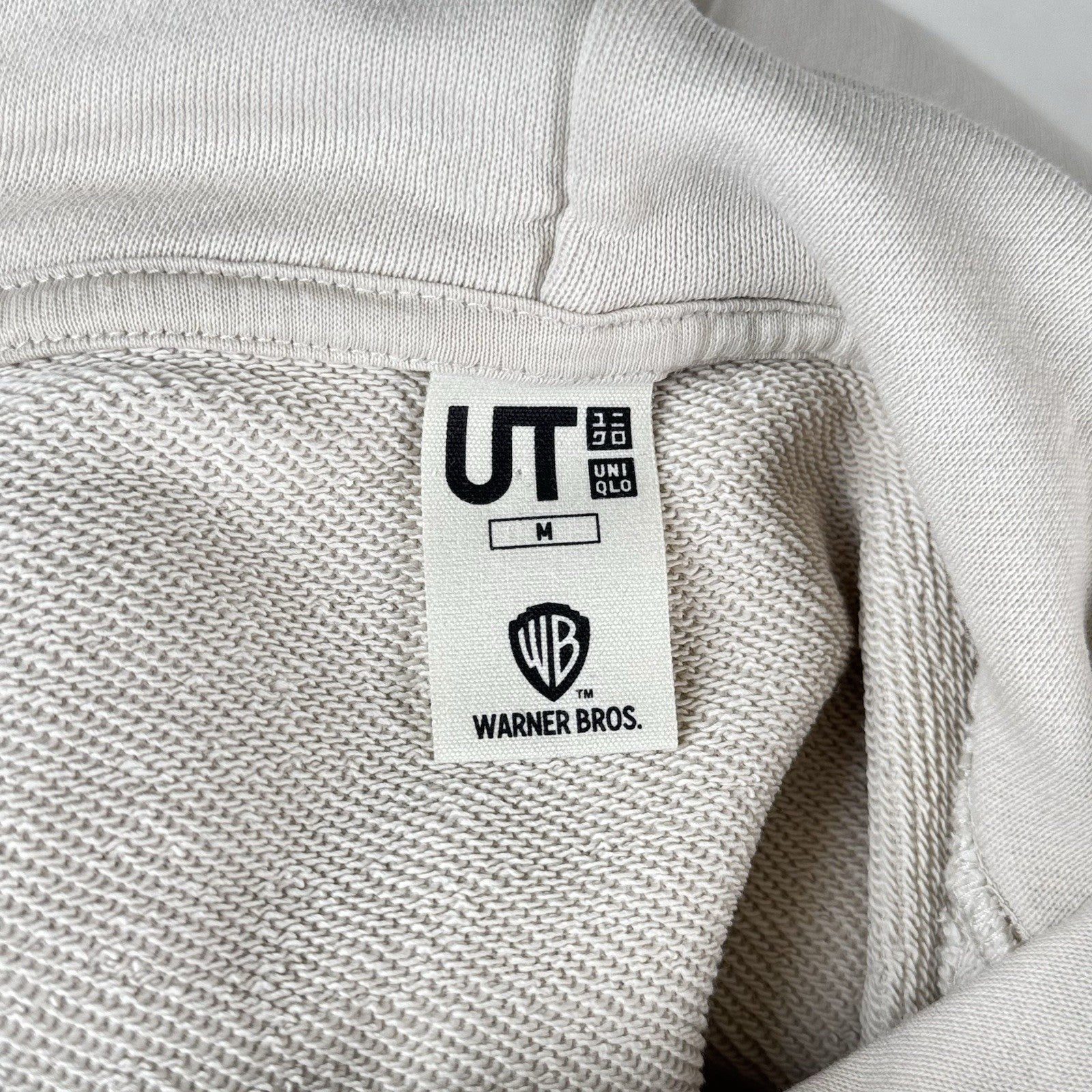 Uniqlo x Warner Bros Hoodie Mens Medium Bugs Bunny Merrie Melodies Sweatshirt