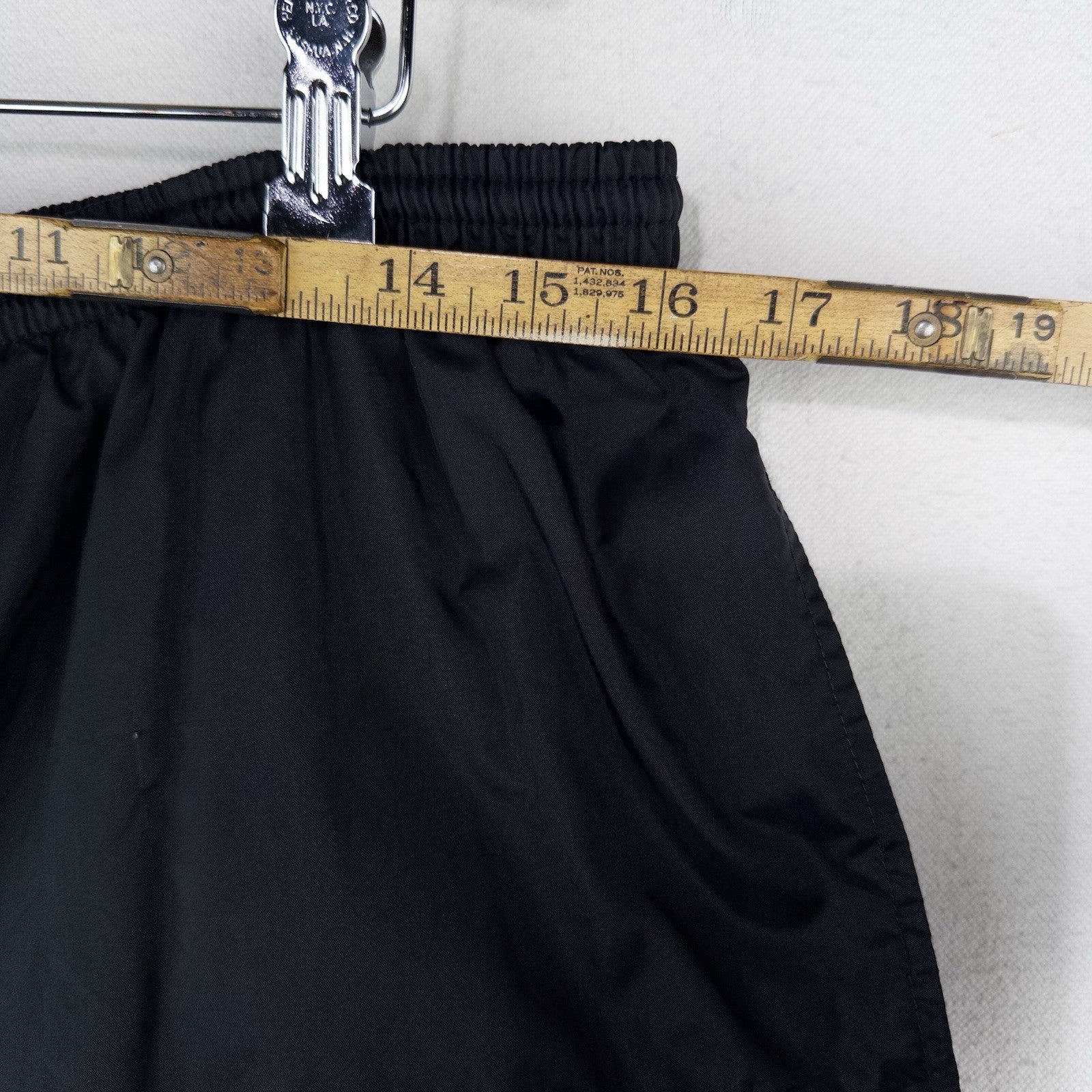 90s Vtg Nike Nylon Jogger Pants Men’s Large Black Drawstring Lined Zip Ankle