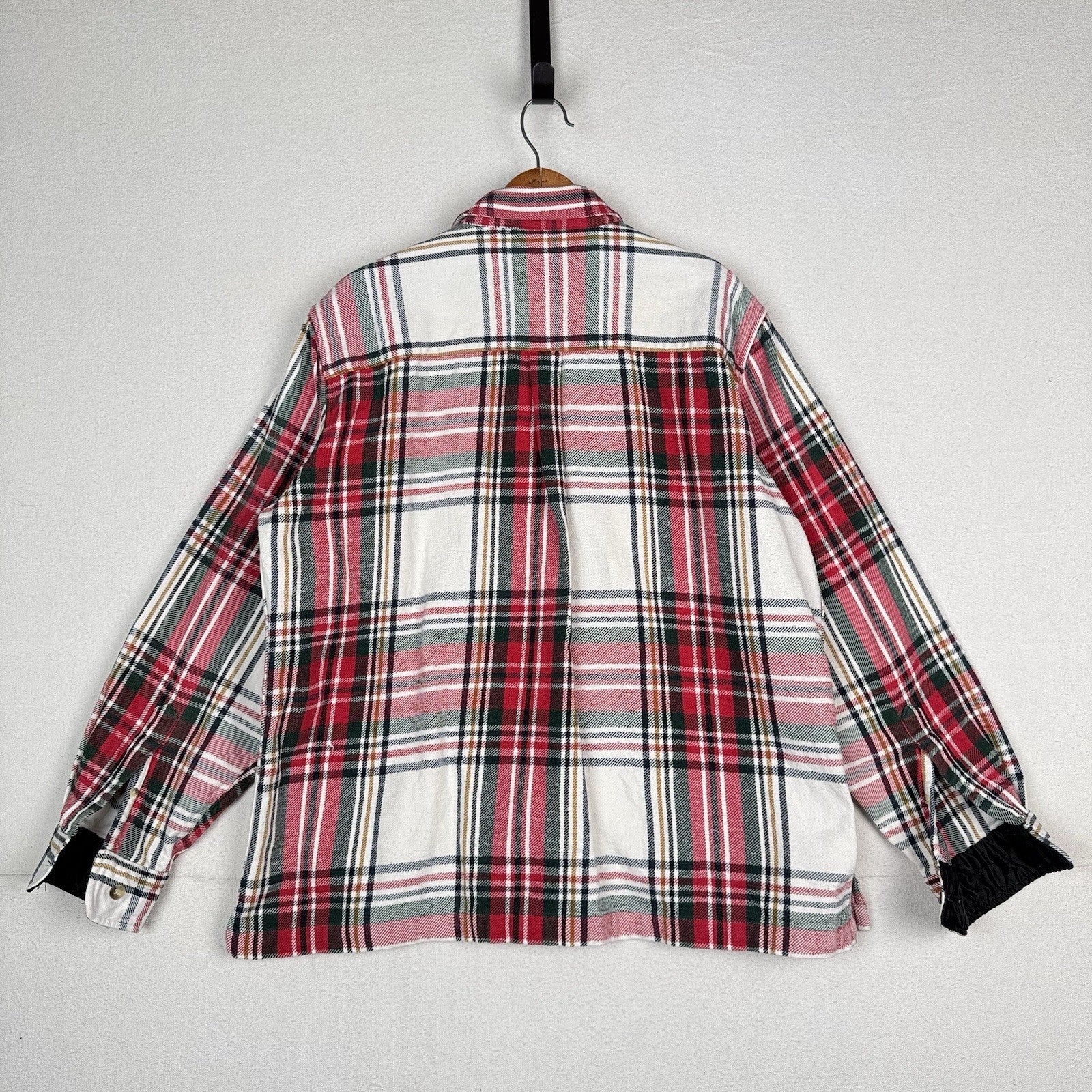 Boston Traders Shirt Jacket Men’s XL White Red Green Plaid Flannel Lined Shacket