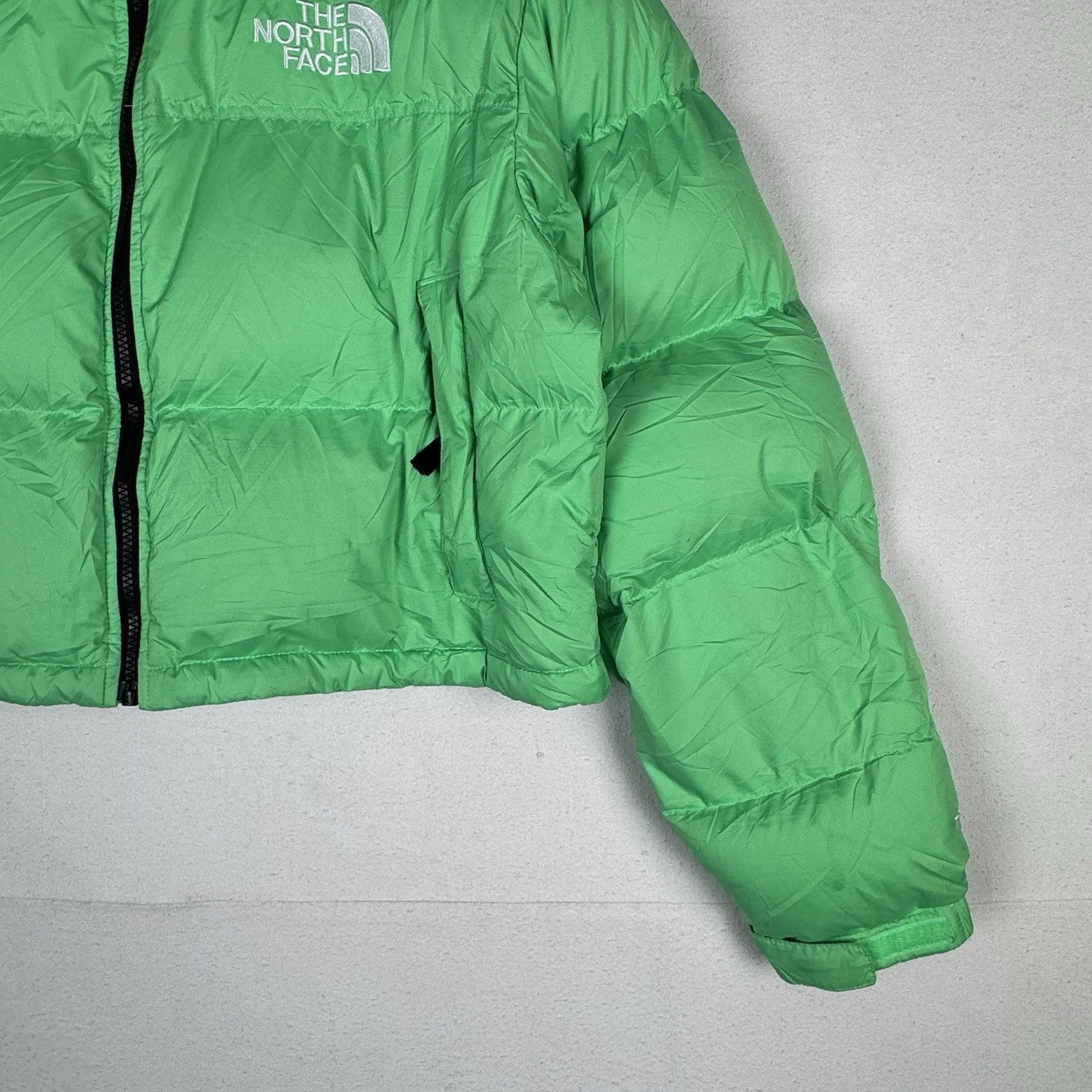 The North Face Nuptse Retro 700 Down Puffer Cropped Jacket Chlorophyll Green - L