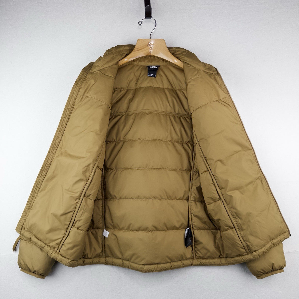 The North Face 550 Fill Goose Down Puffer Jacket Coat Men’s M Alpz Khaki Gold