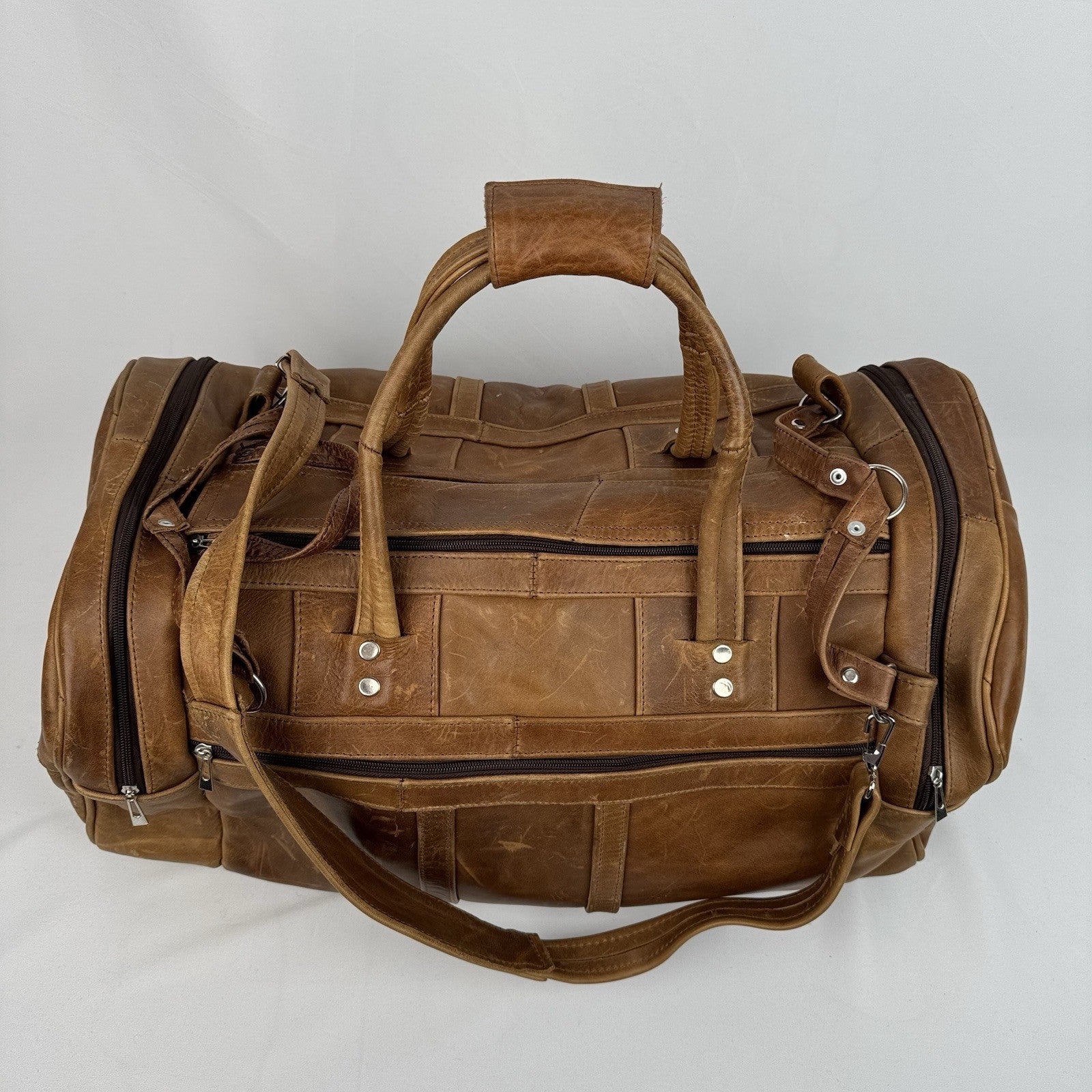 Vtg Tan Leather Duffle Bag Travel Weekender Gym Luggage Side Grab Handles 22”