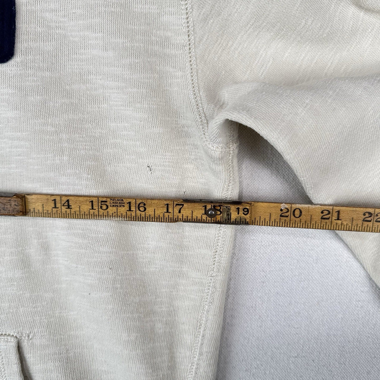 Polo Ralph Lauren Boy’s Large 14/16 Spell Out Crew Cream Sweatshirt Pocket *Read