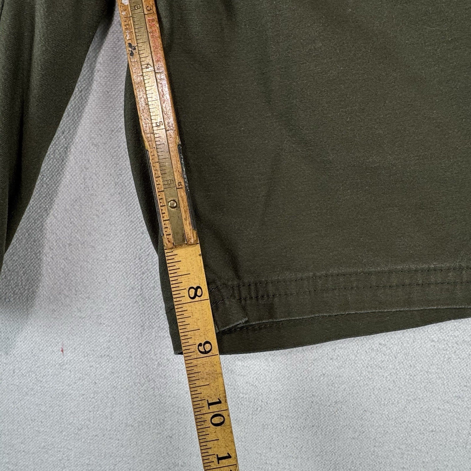 Oakley Men’s 28x9 Flat Front Utility Shorts Olive Green D-Ring