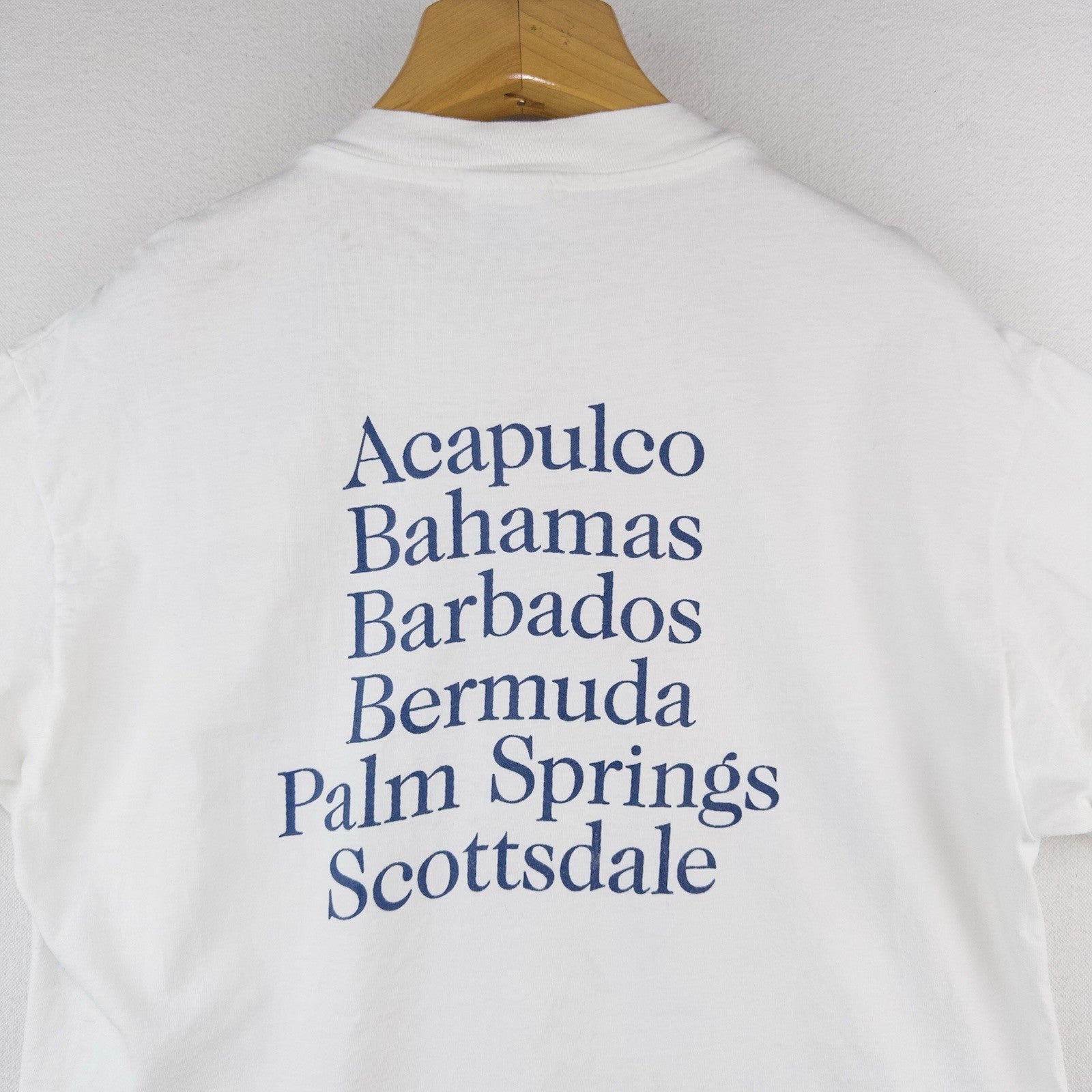 90’s Vtg Princess Hotels Intl’ White T-shirt Script Logo Resort Travel Large USA