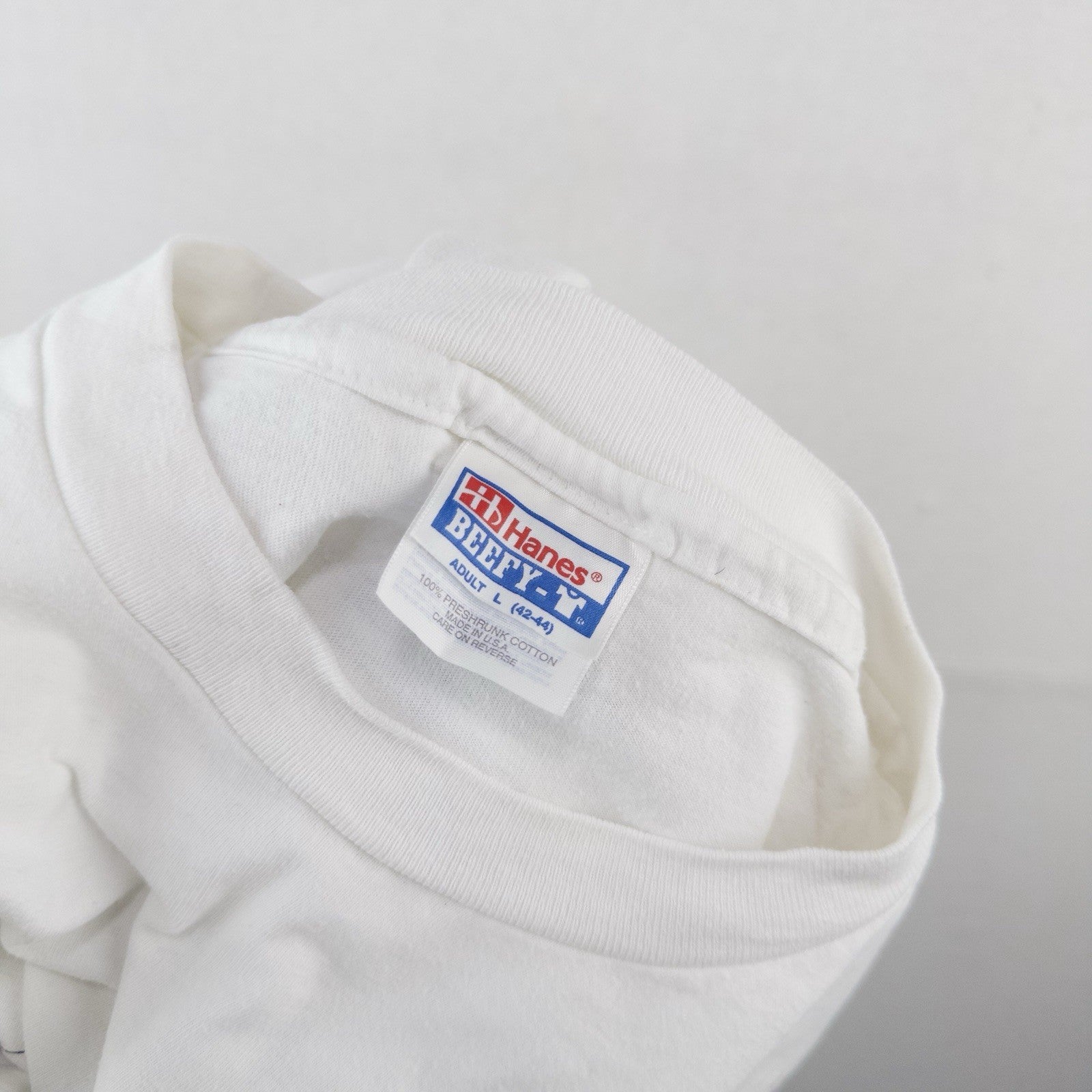 90’s Vtg Princess Hotels Intl’ White T-shirt Script Logo Resort Travel Large USA