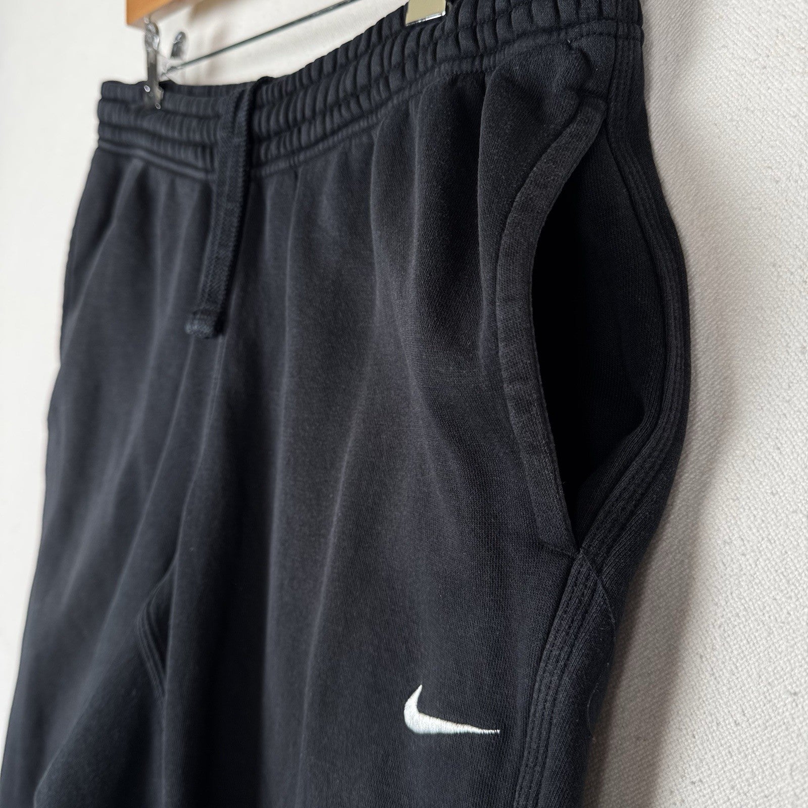 Nike Sportswear Club Men’s Fleece Joggers Black Large Sweatpants