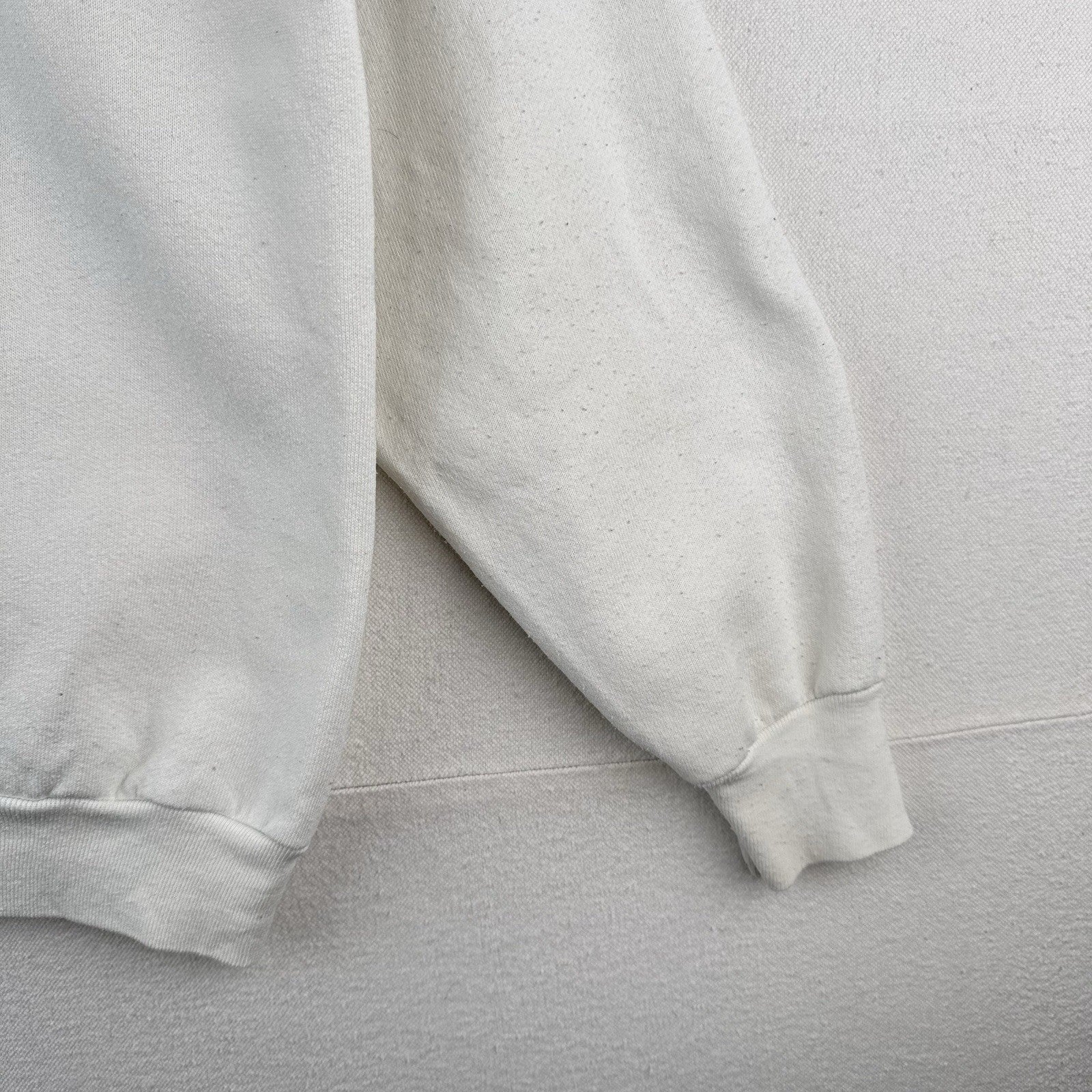 90’s Vtg Bombay Bicycling Club Restaurant Sweatshirt Men’s 2XL White Made In USA